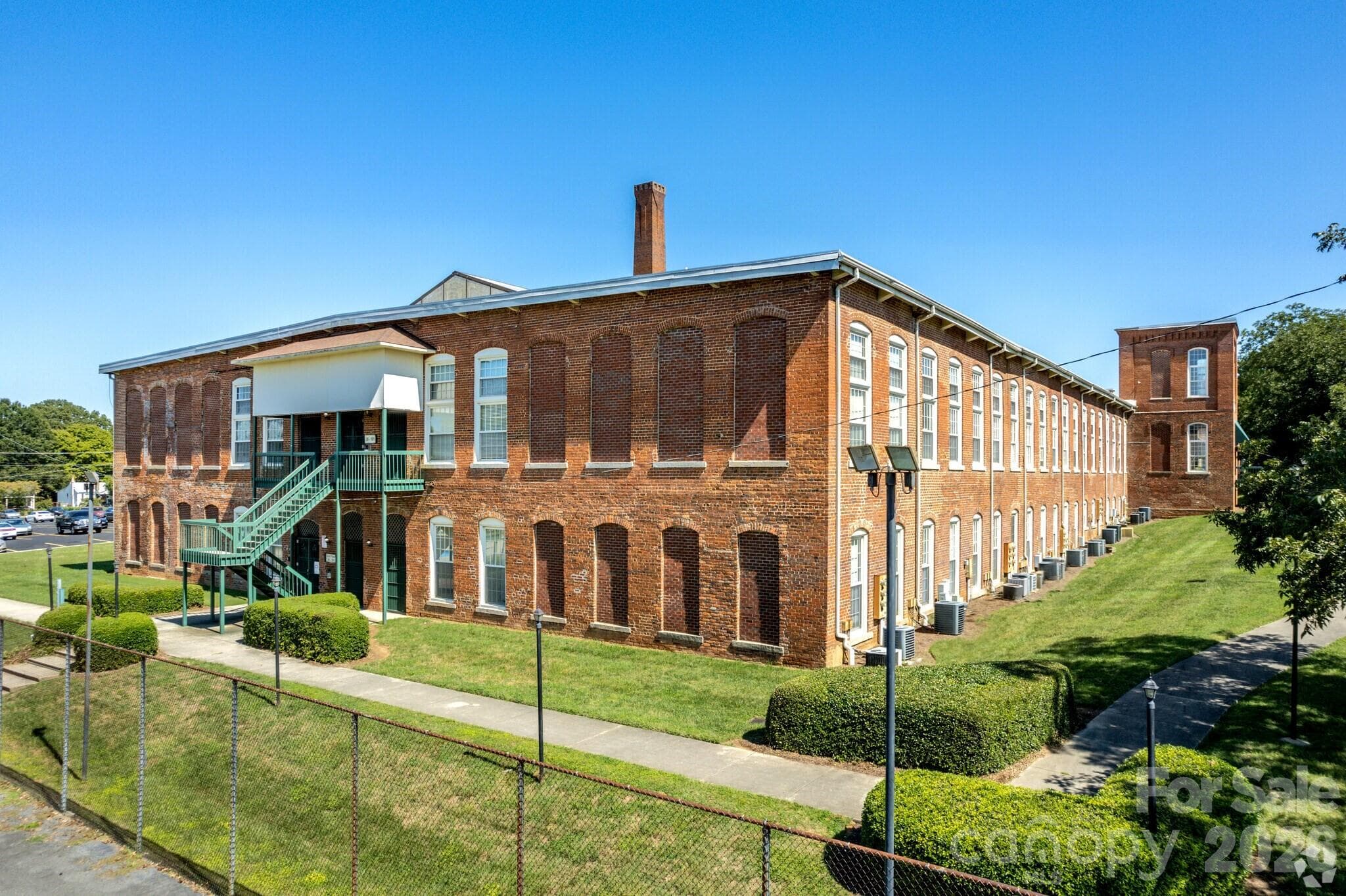Condominium at Concord, photo 22 of 32