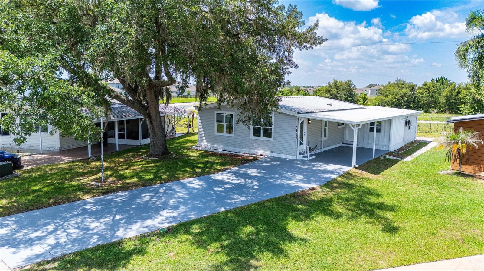Manufactured Home at 34010 ESTATES LN, WESLEY CHAPEL, photo 30 of 33