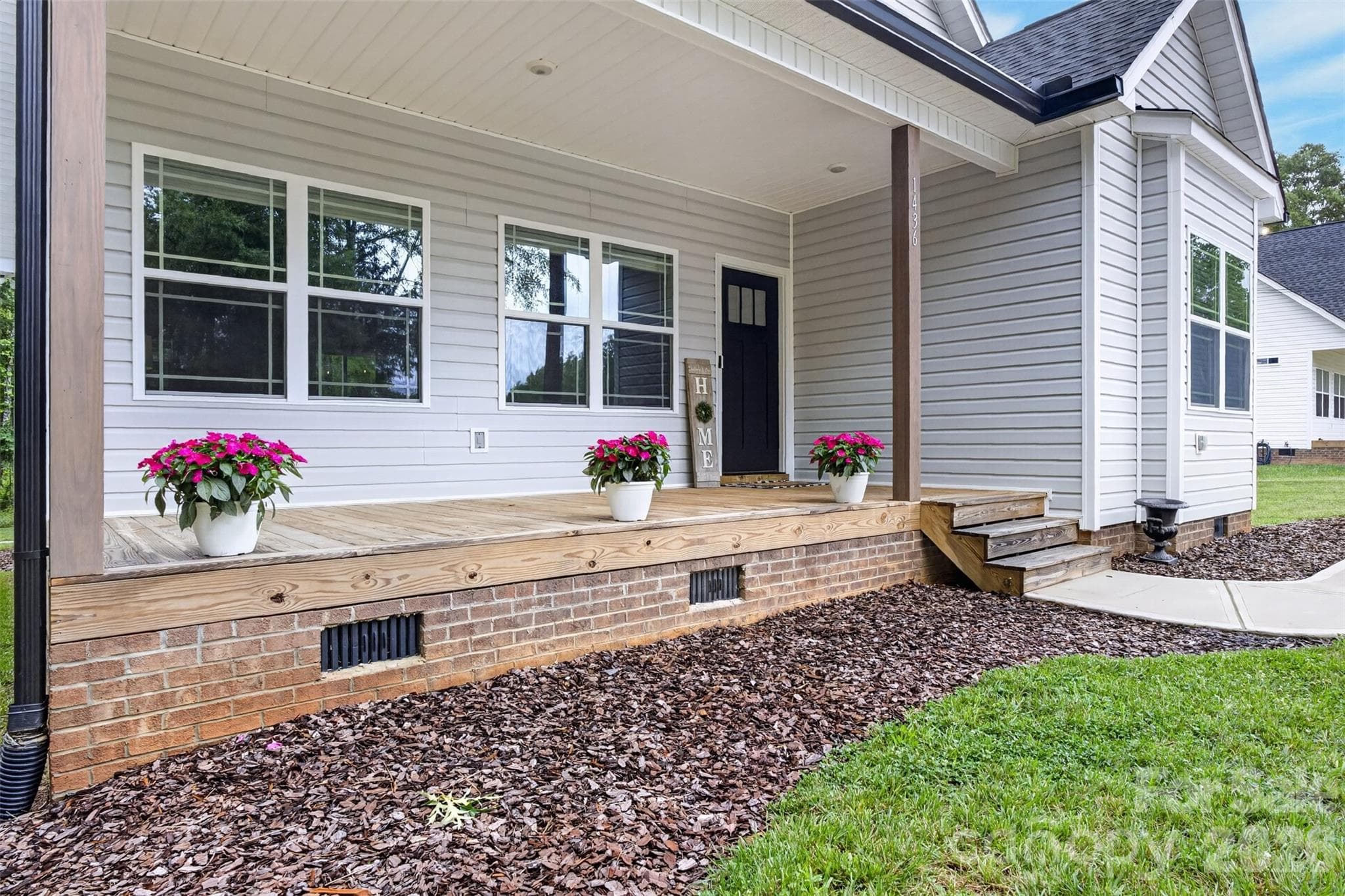 Single Family Residence at Lancaster, photo 2 of 42