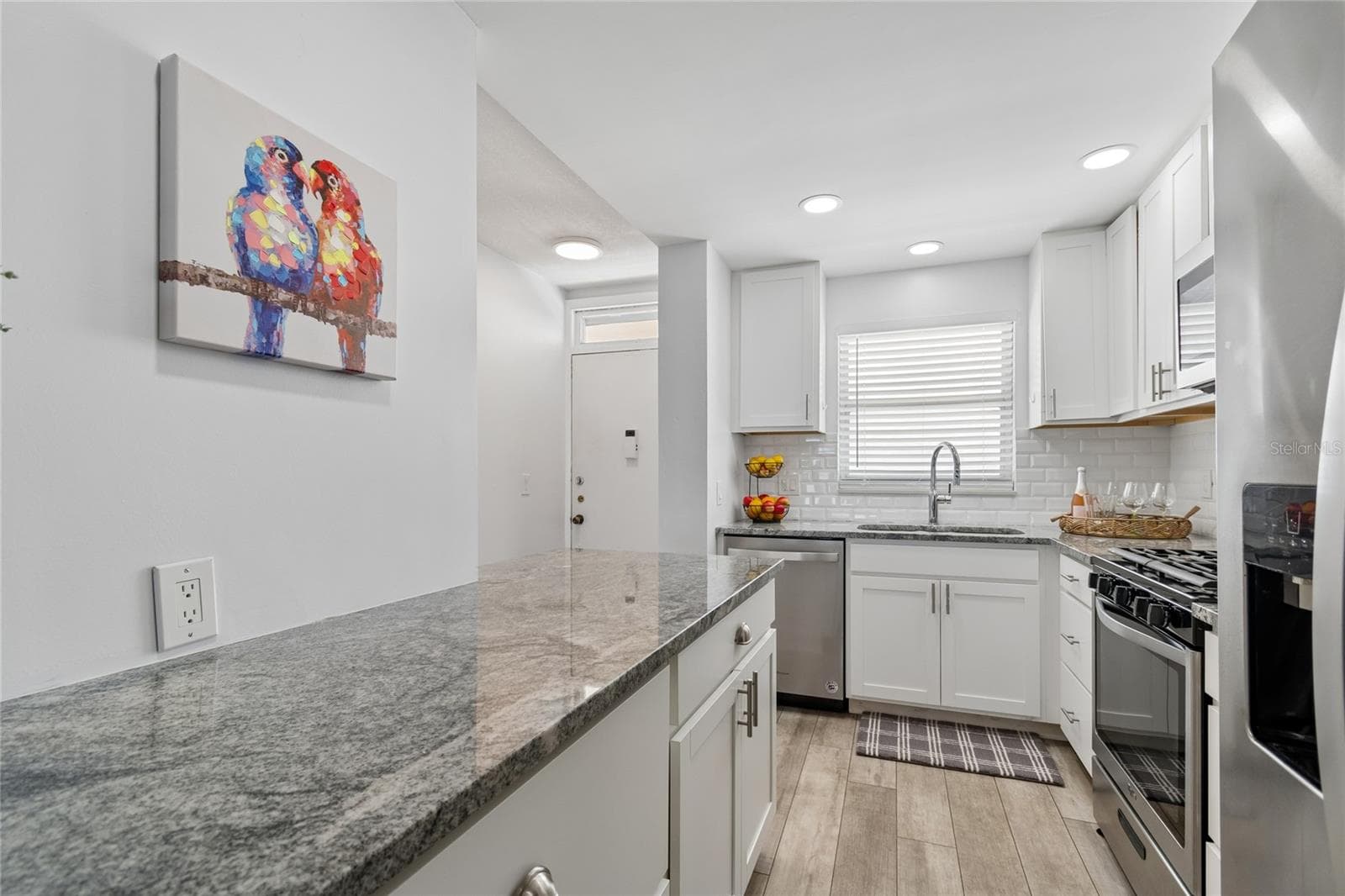 Kitchen - 5980 SHORE BLVD S #909, GULFPORT