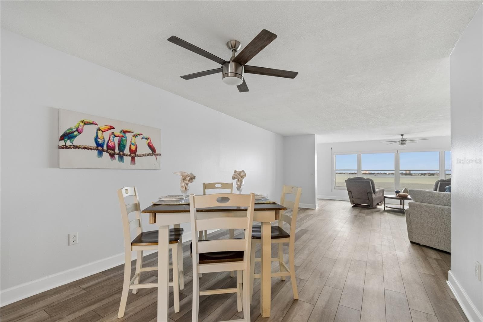 Dining Area - 5980 SHORE BLVD S #909, GULFPORT
