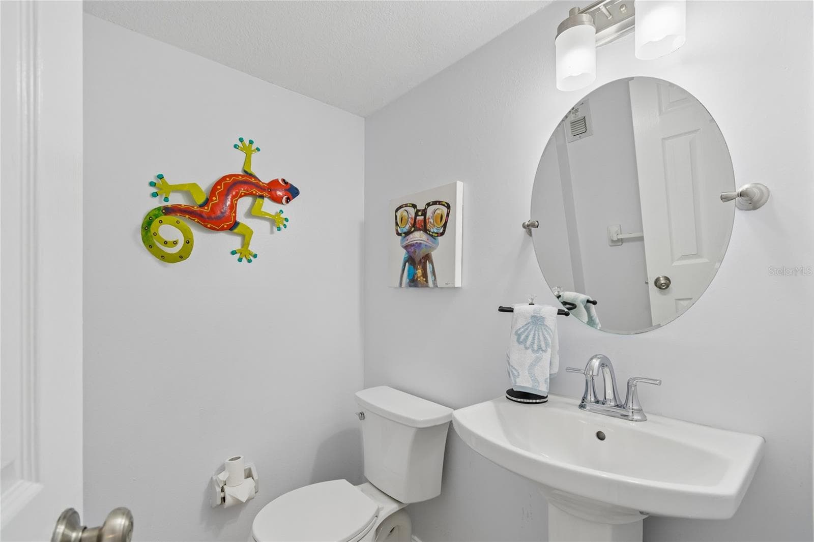 Half Bath - 5980 SHORE BLVD S #909, GULFPORT
