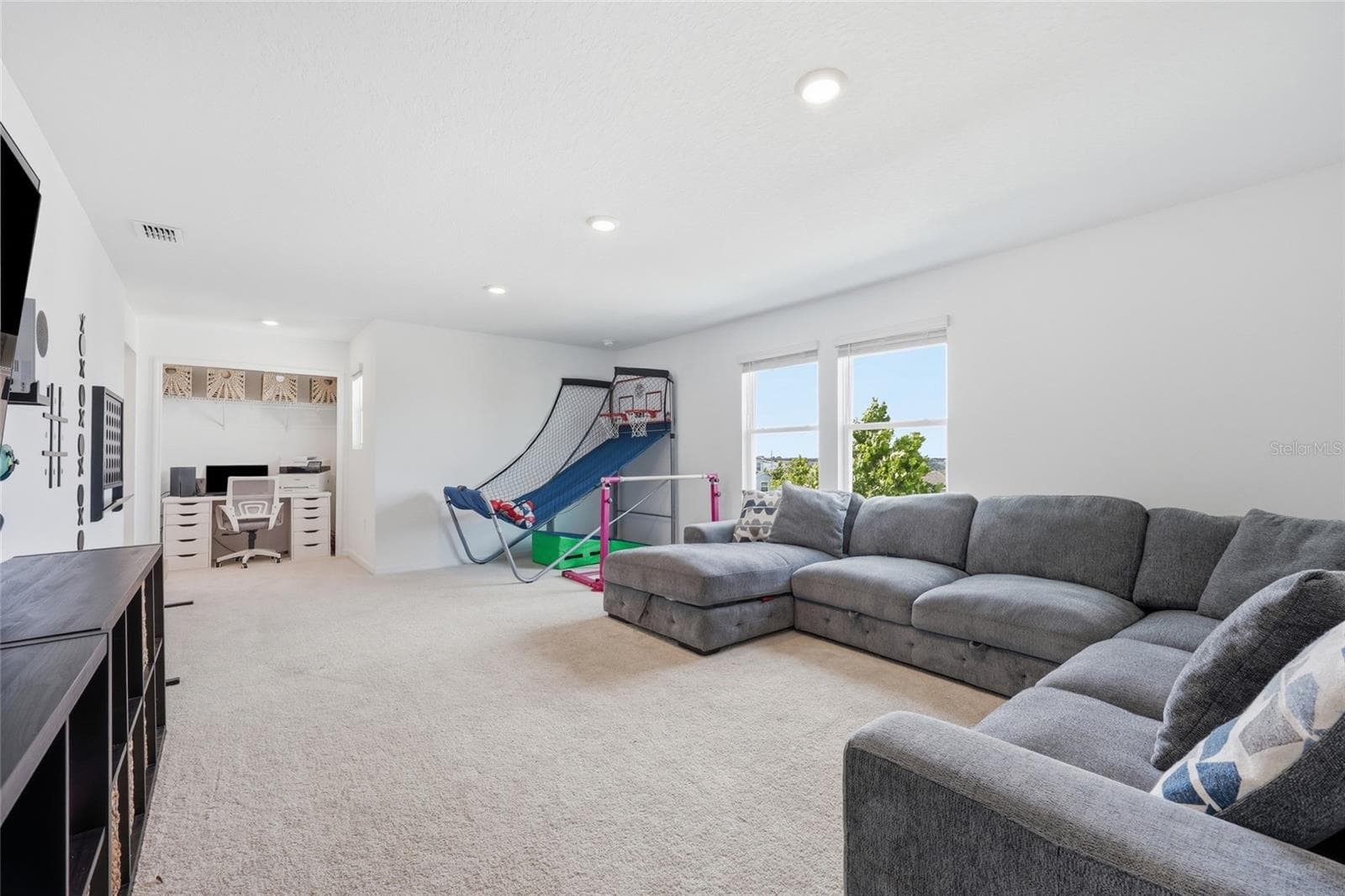 Single Family Residence at 1017 CALICO POINTE CIR, GROVELAND, photo 27 of 54