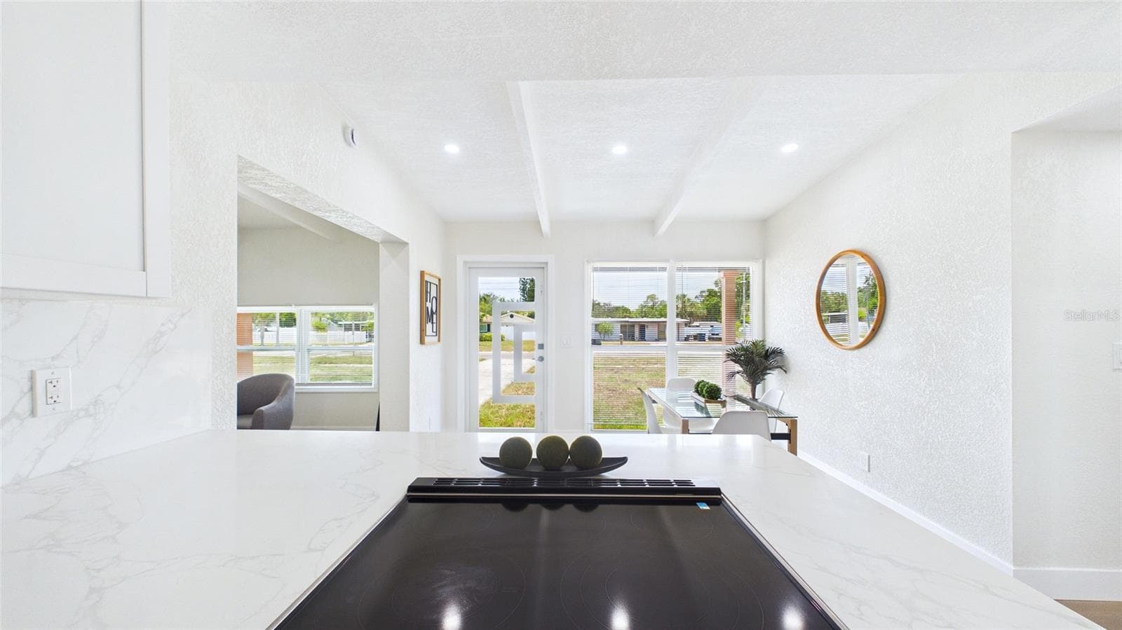 Single Family Residence at 4103 W PEARL AVE, TAMPA, photo 8 of 37