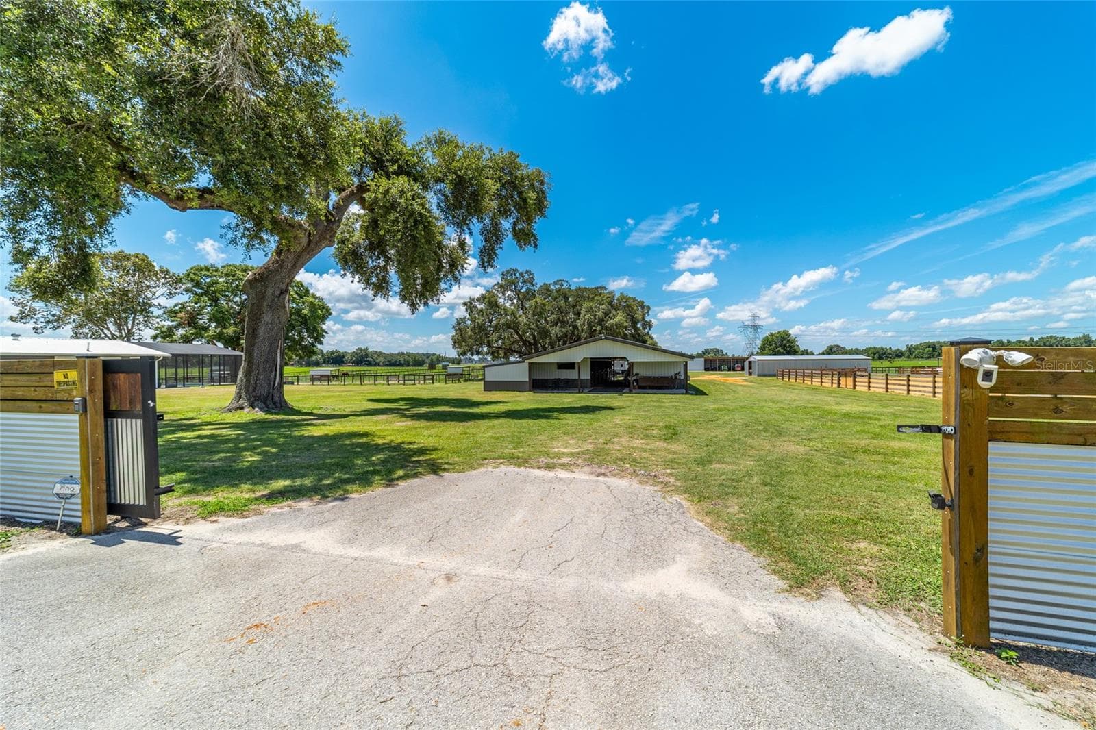 Farm at 1231 NW 102ND BLVD, WILDWOOD, photo 2 of 87