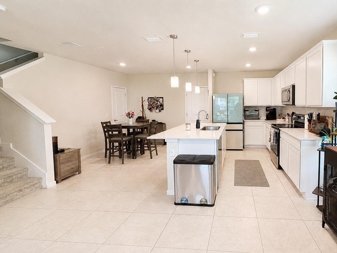 Single Family Residence at 1959 SUMMER SERENITY DR, KISSIMMEE, photo 7 of 34
