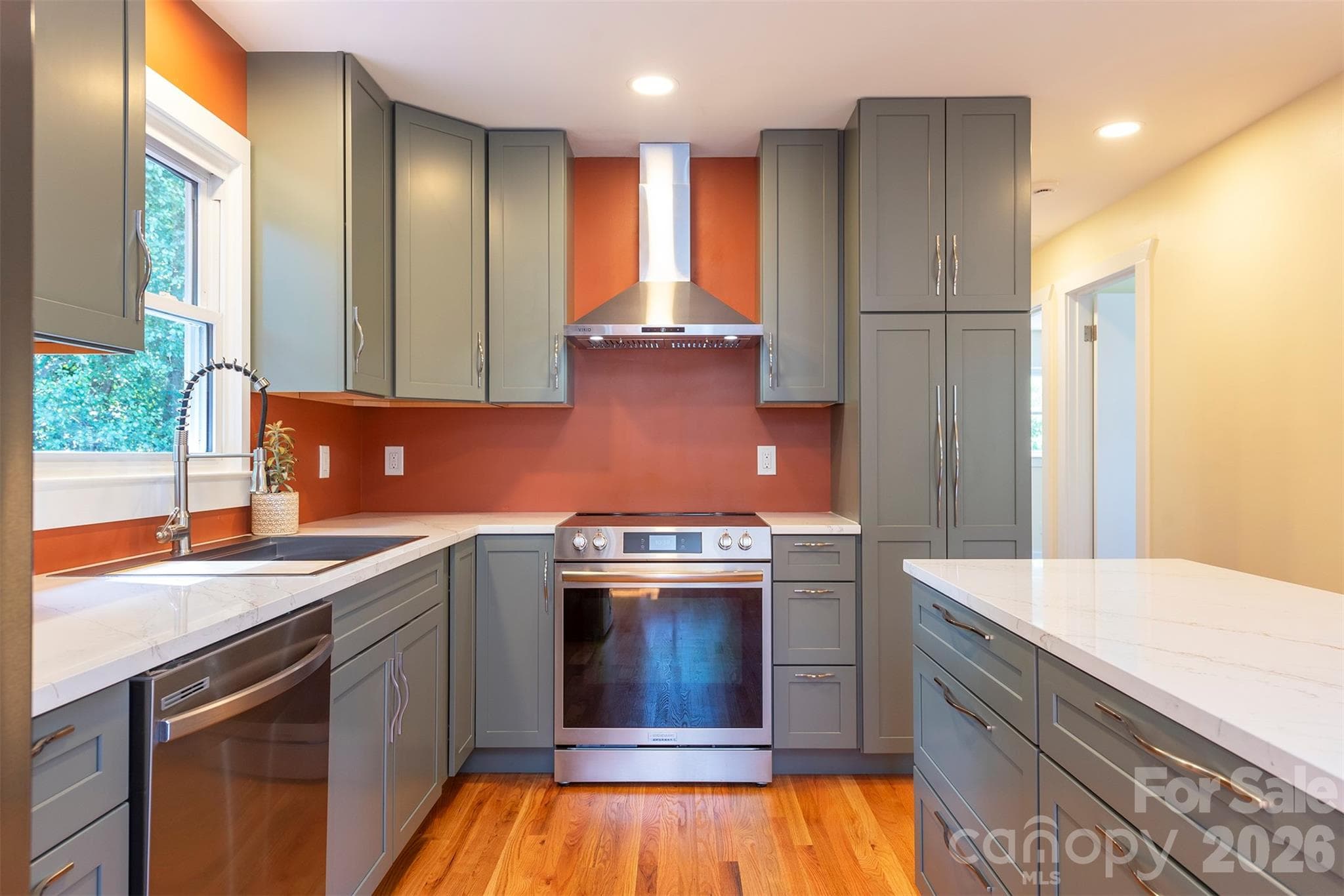 Single Family Residence at Asheville, photo 16 of 49