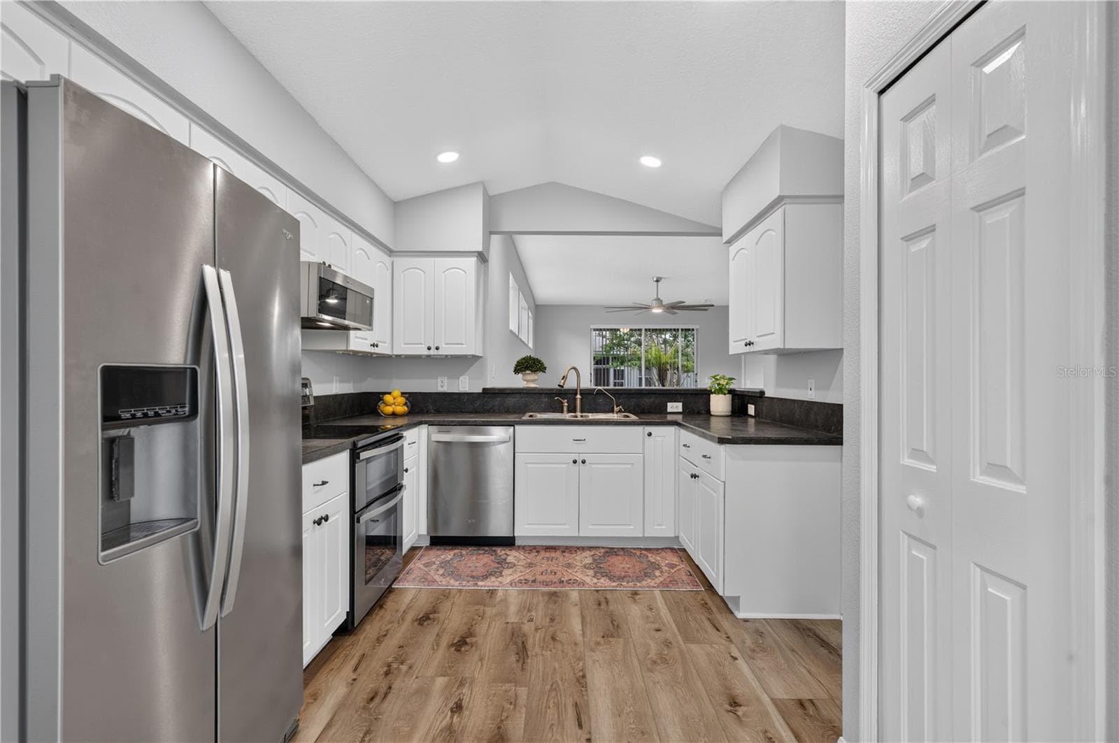 Kitchen - All New Stainless Steel Appliances - 27134 NOSTALGIA DR, LEESBURG