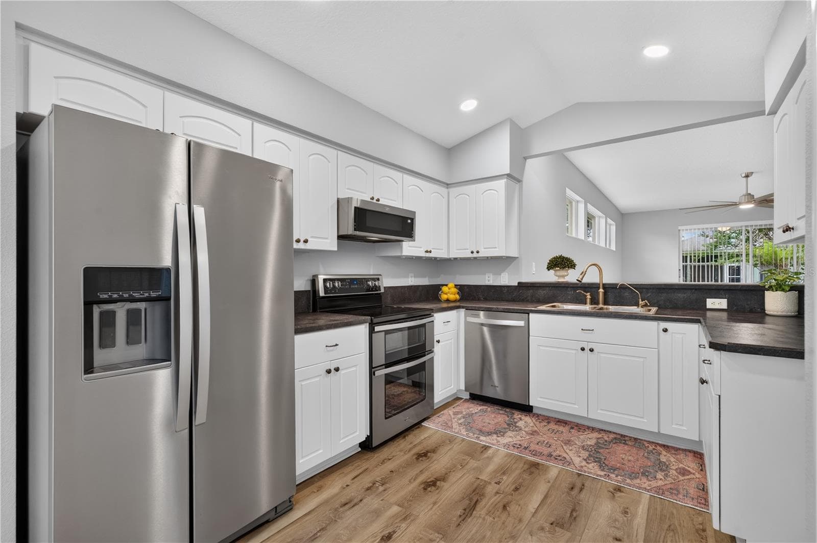 Kitchen - All New Stainless Steel Appliances - 27134 NOSTALGIA DR, LEESBURG