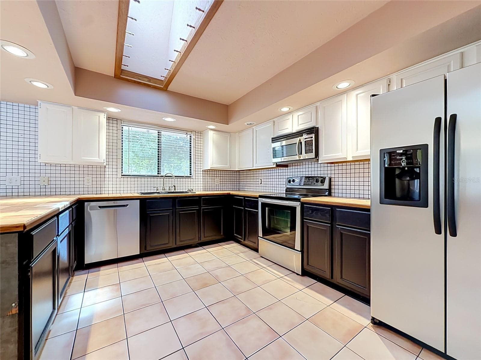 Single Family Residence at 2016 W MELLINE LN, LECANTO, photo 17 of 49