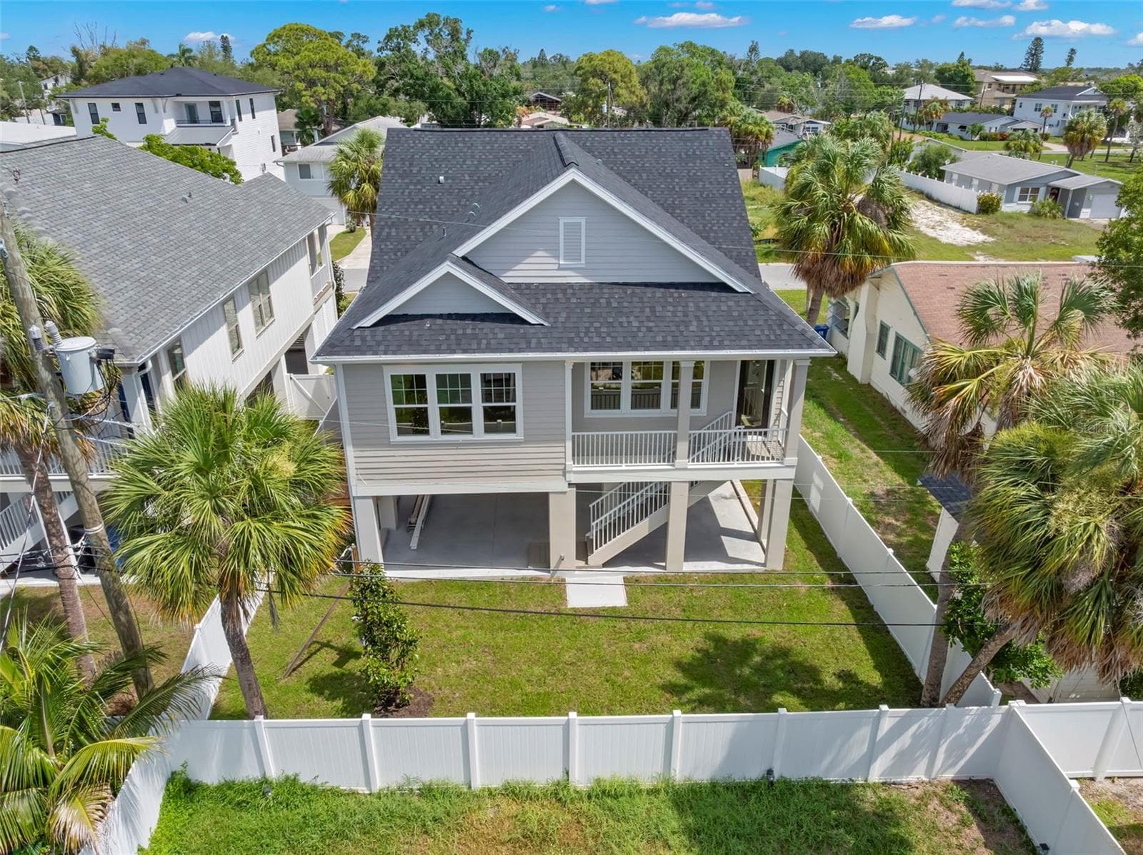 Single Family Residence at 1868 MISSISSIPPI AVE NE, ST PETERSBURG, photo 41 of 53