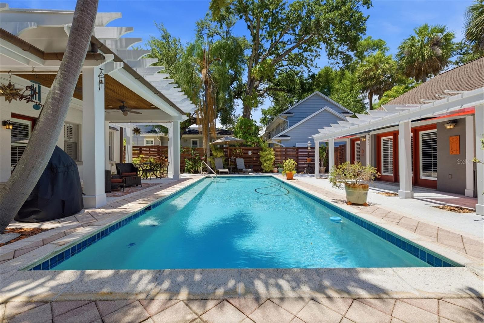 Large Pool - 912 S FREMONT AVE, TAMPA