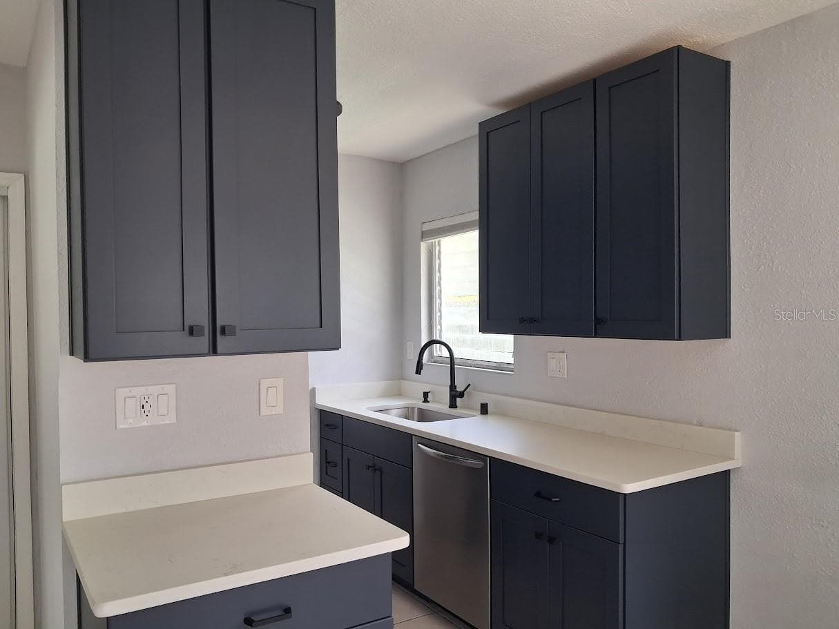 Quadruplex at 217 BANANA ST, TARPON SPRINGS, photo 7 of 34