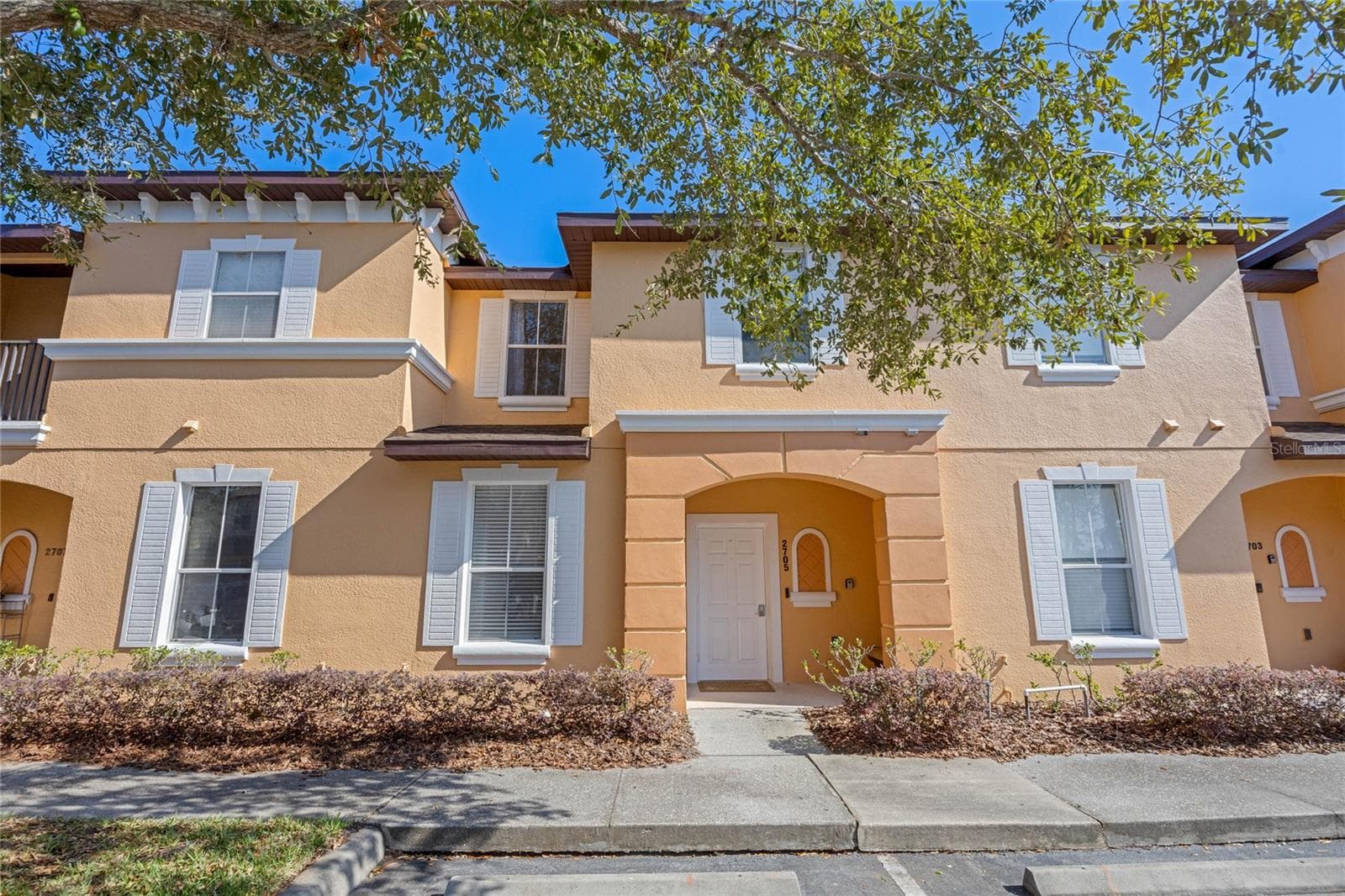 2705 IMPALA LN