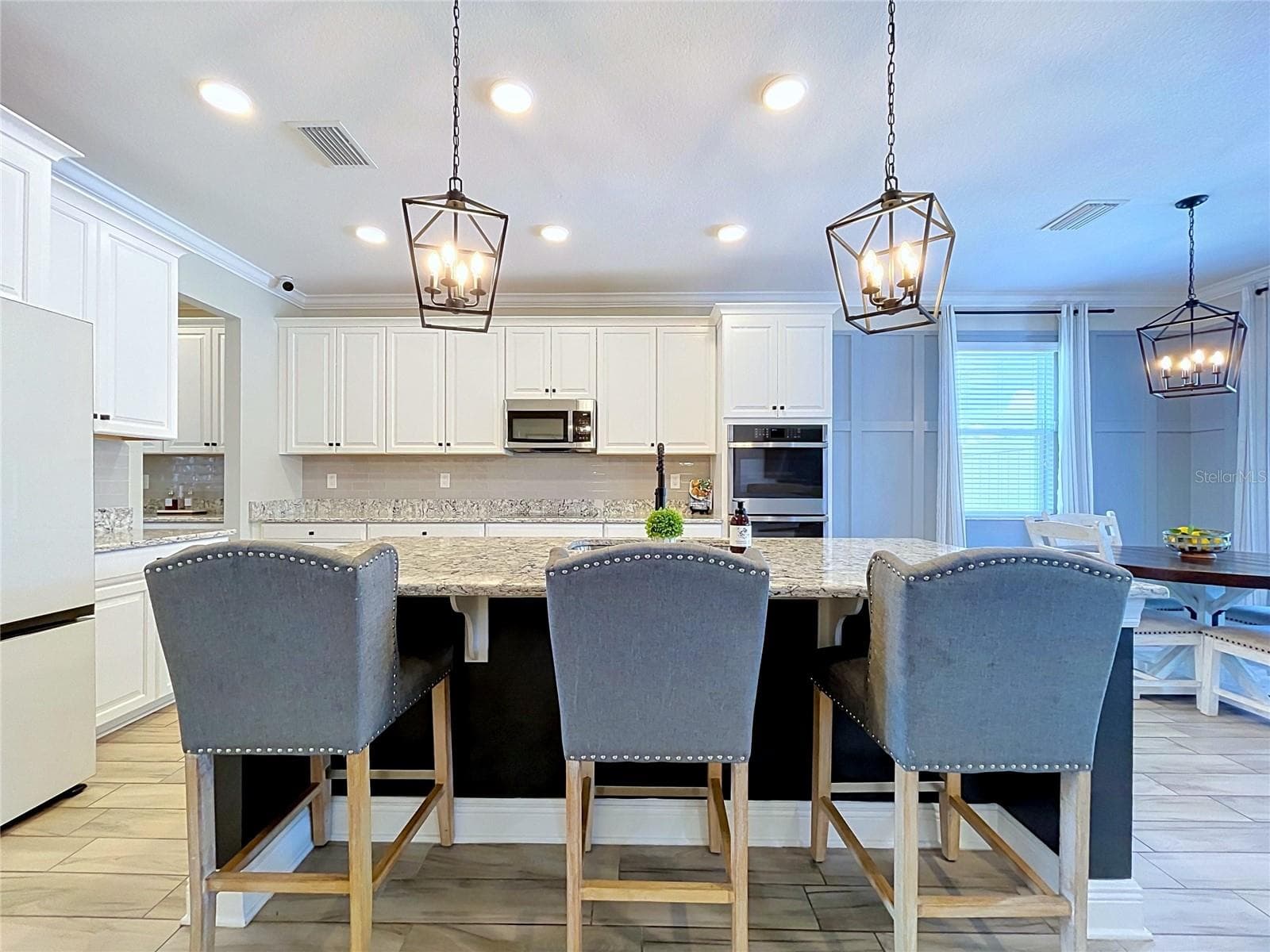 Single Family Residence at 12093 NOUVEAU AVE, SPRING HILL, photo 15 of 100