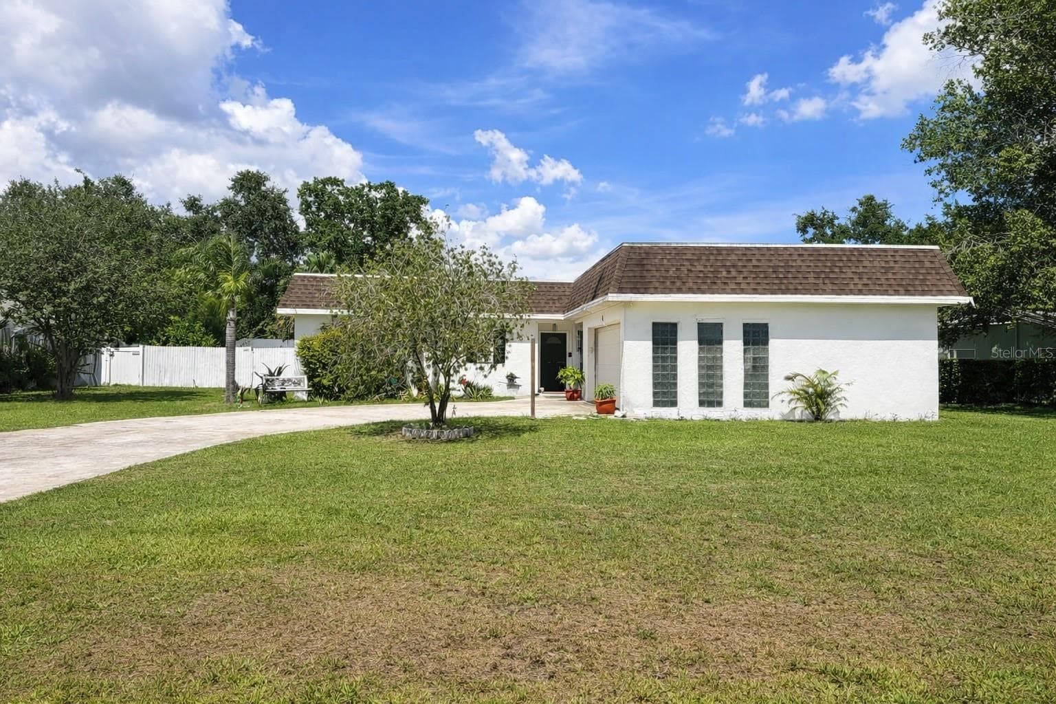 3520 STABLE RIDGE LN