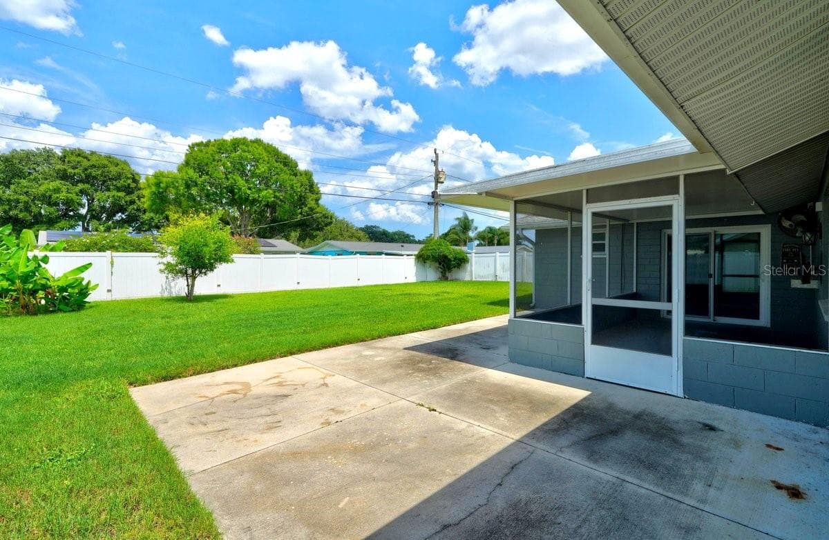 Single Family Residence at 1309 SUWANEE RD, DAYTONA BEACH, photo 23 of 33