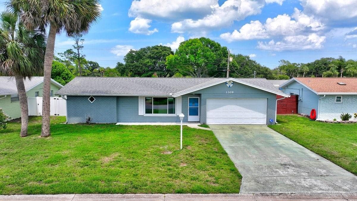 Single Family Residence at 1309 SUWANEE RD, DAYTONA BEACH, photo 27 of 33