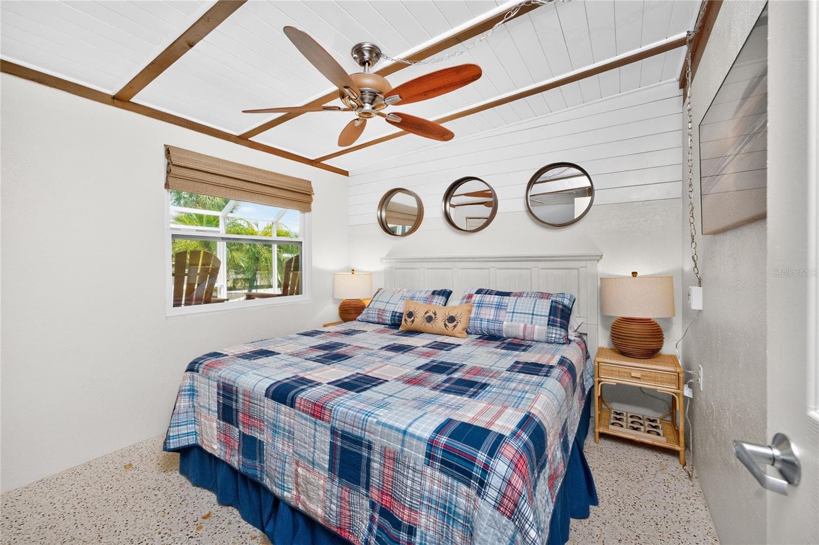 1130 Gulf Blvd - Pool House - Apt B / Suite 9 - Bedroom 1 - 1120 GULF BLVD, ENGLEWOOD