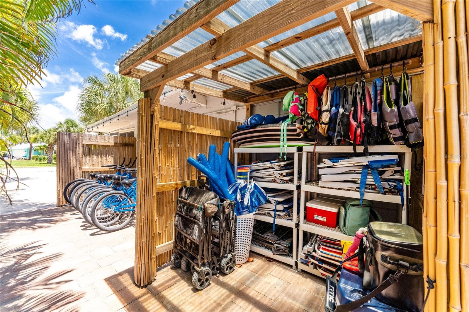 1130 Gulf Blvd - Pool House - Storage Space - 1120 GULF BLVD, ENGLEWOOD