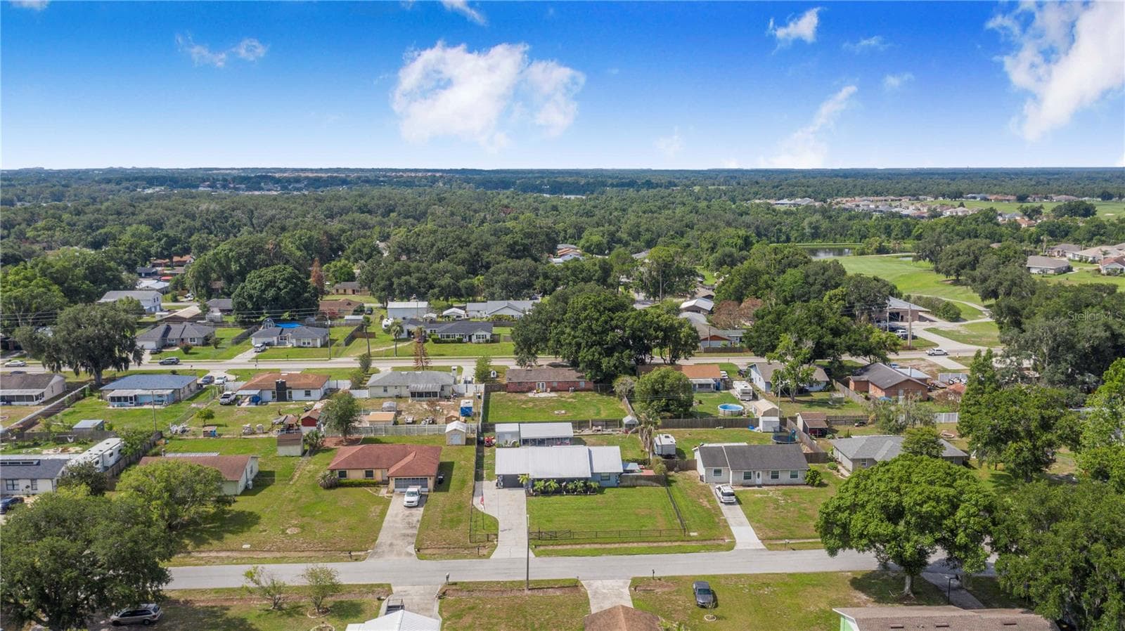 Front Aerial Neighborhood - 2426 VIEW WAY, LAKELAND