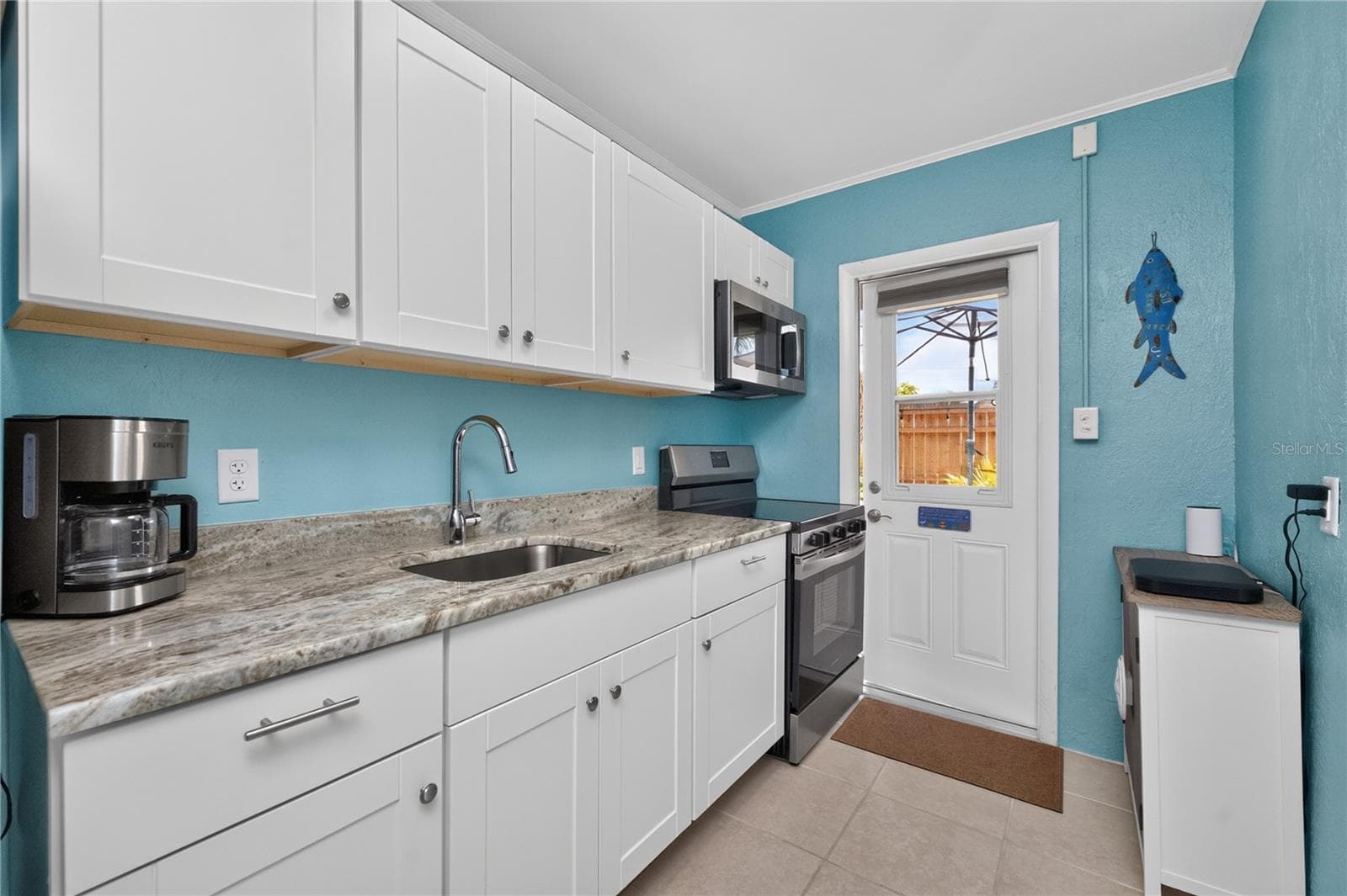 1120 Gulf Blvd - Main House - Suite 3 Kitchen - 1120 GULF BLVD, ENGLEWOOD