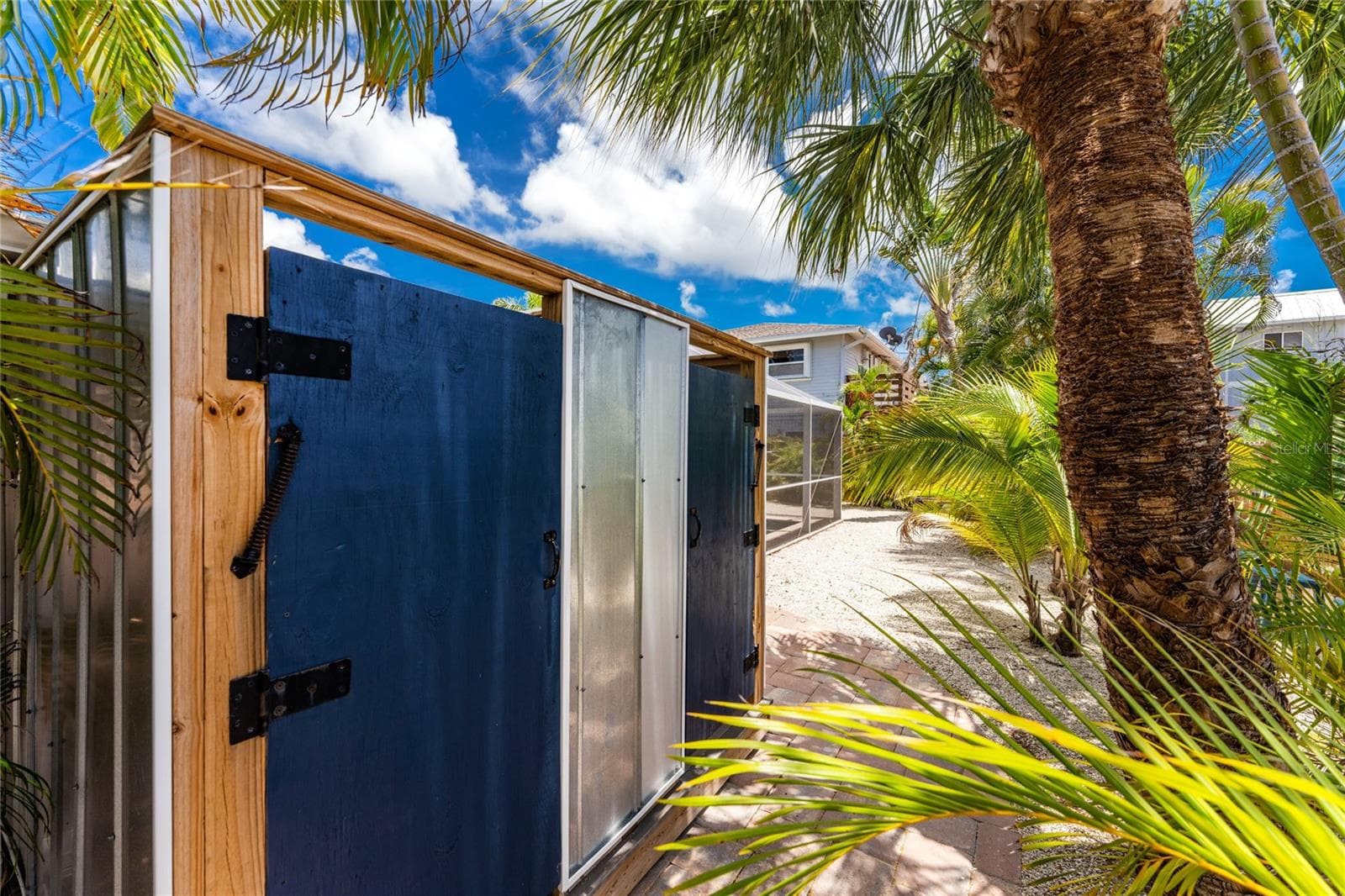 1130 Gulf Blvd - Pool House - Outdoor Showers - 1120 GULF BLVD, ENGLEWOOD