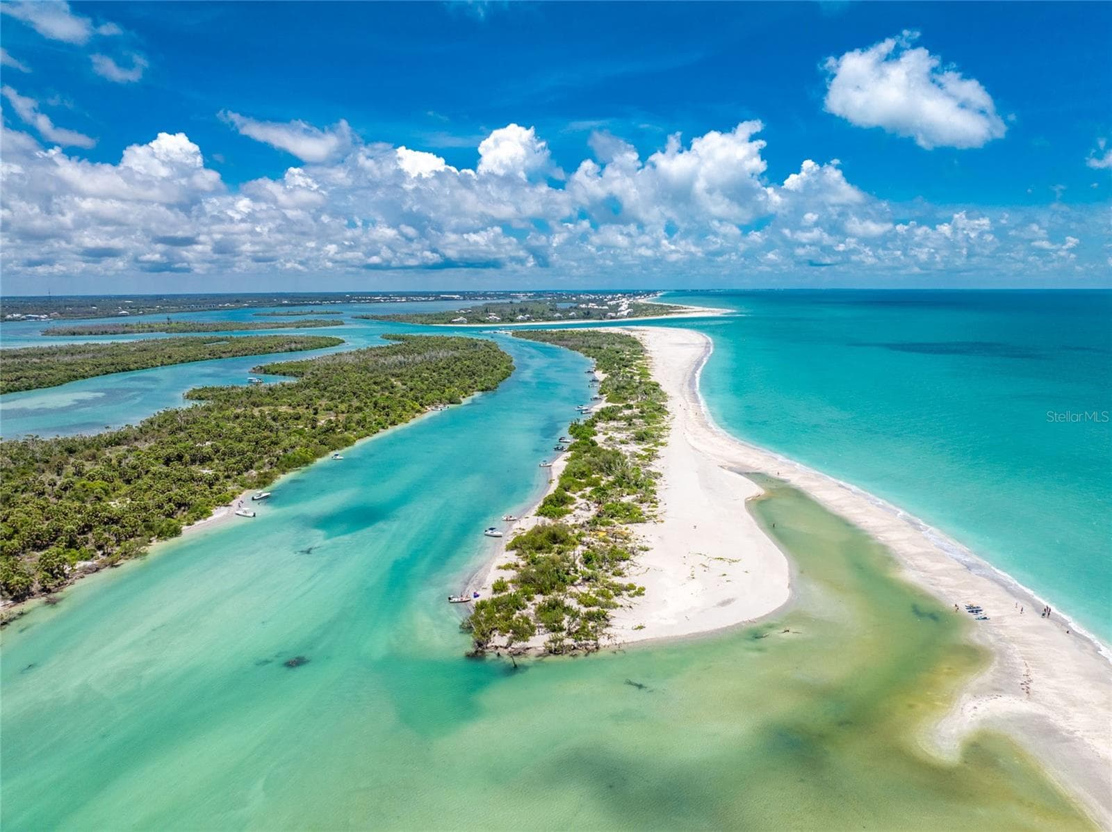 1120 and 1130 Gulf Blvd - Where Shelling, Fishing, and Exploring are part of Everyday Life - 1120 GULF BLVD, ENGLEWOOD