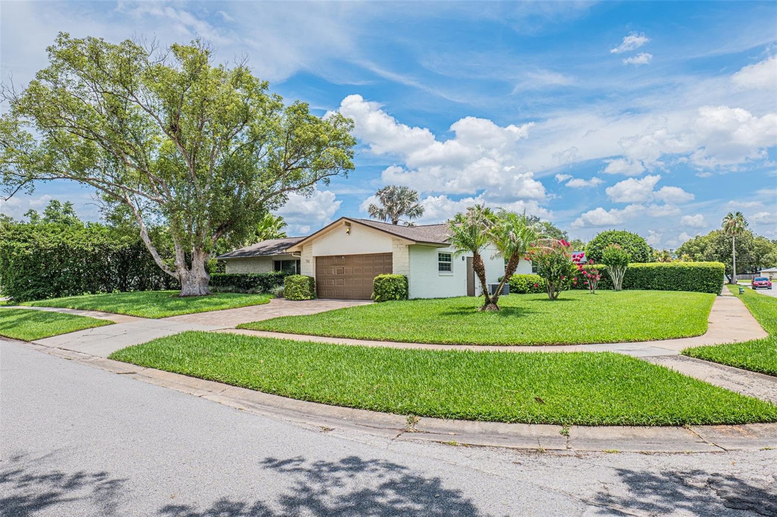 Single Family Residence at 741 BROOKSIDE RD, MAITLAND, photo 5 of 44