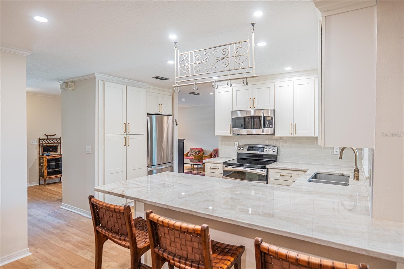 Single Family Residence at 741 BROOKSIDE RD, MAITLAND, photo 8 of 44