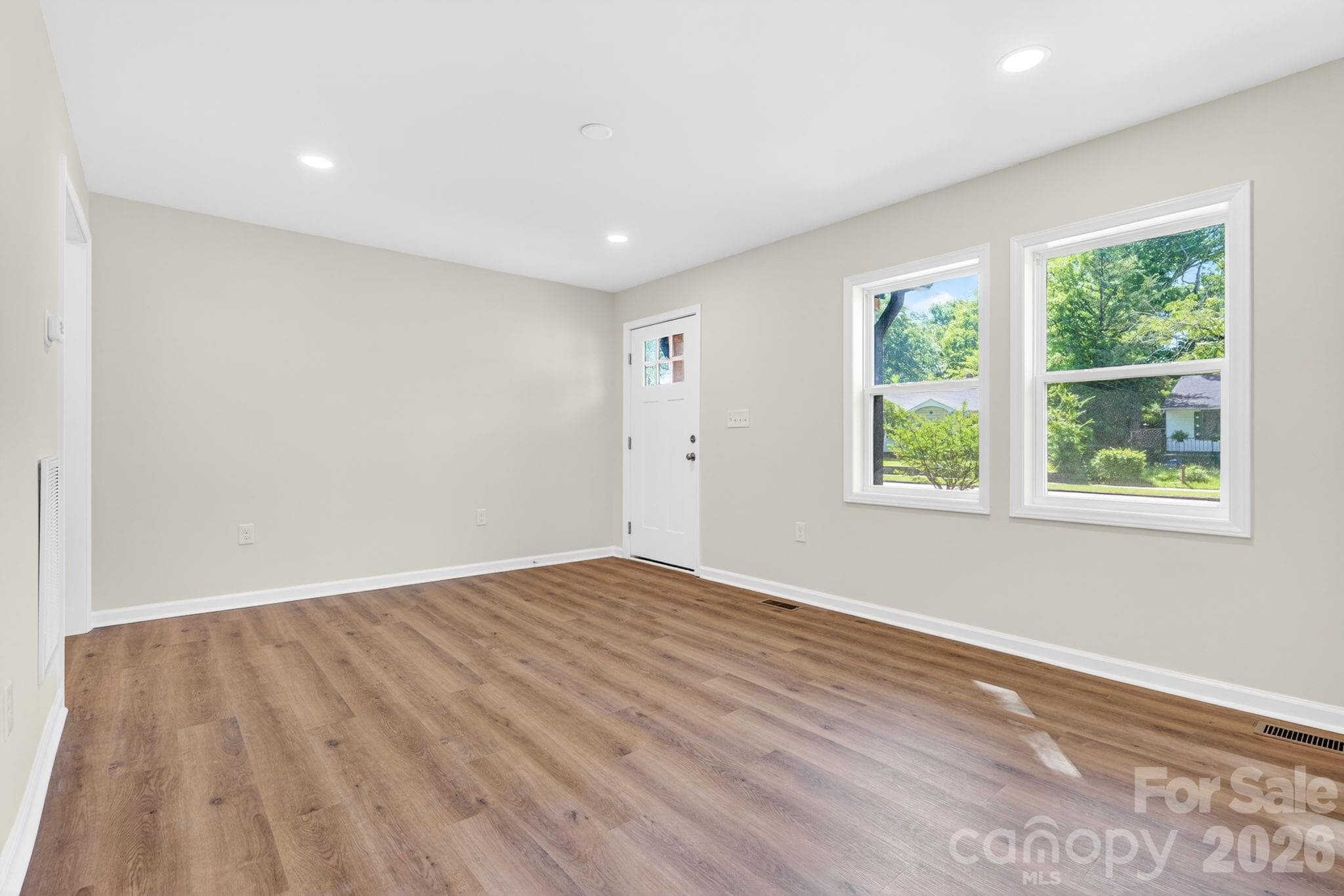 Single Family Residence at Rock Hill, photo 5 of 26