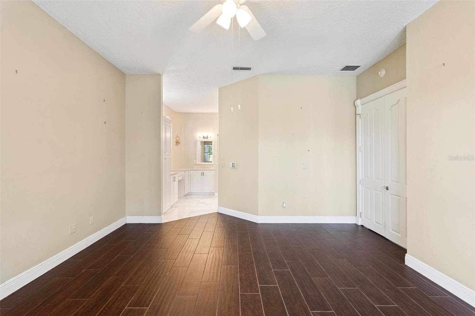 PRIMARY EN-SUITE BEDROOM - 1250 E LANGLEY CT, LAKE MARY