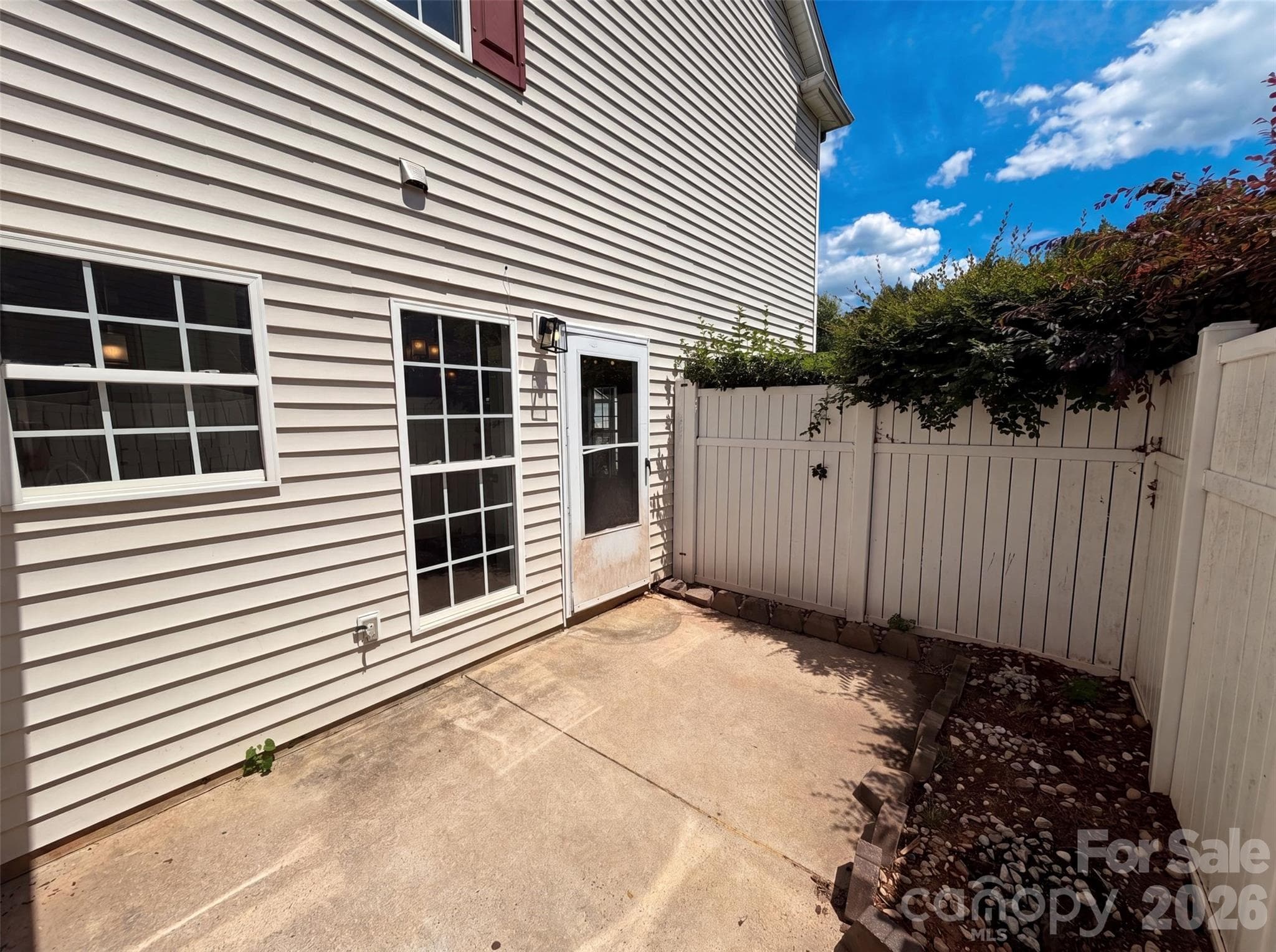 Condominium at 3831 Mohawk Court, Charlotte, photo 5 of 19