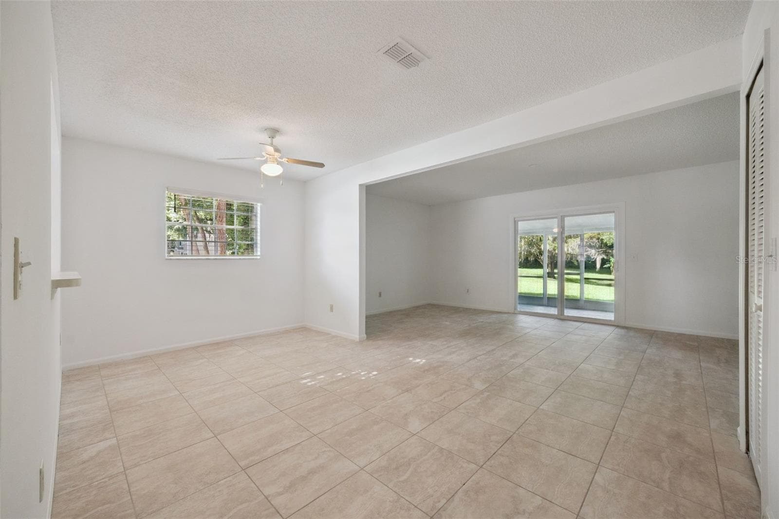 Townhouse at 498 GREEN SPRING CIR, WINTER SPRINGS, photo 5 of 20