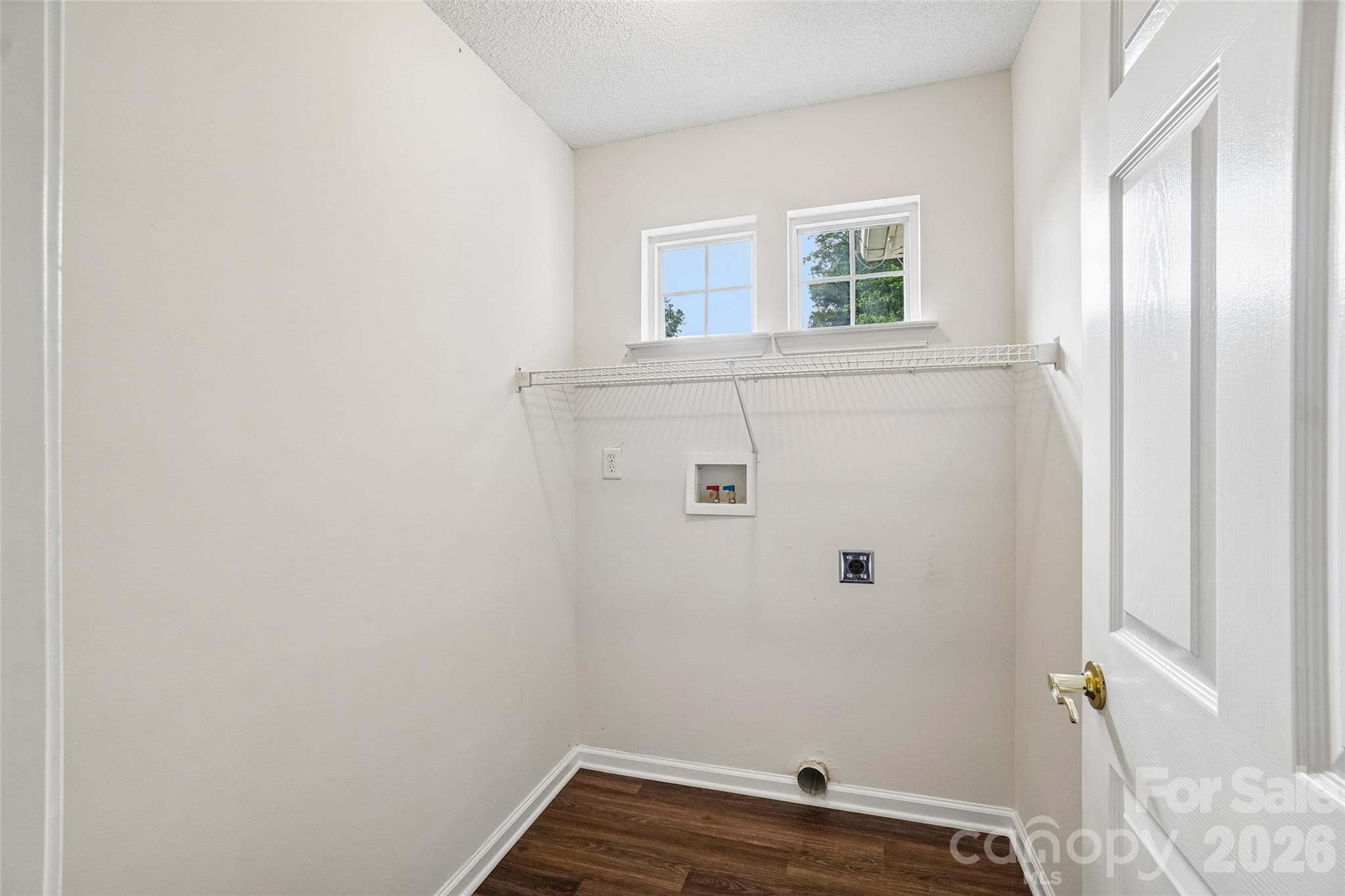 Single Family Residence at 124 Karla Circle, Hendersonville, photo 21 of 36
