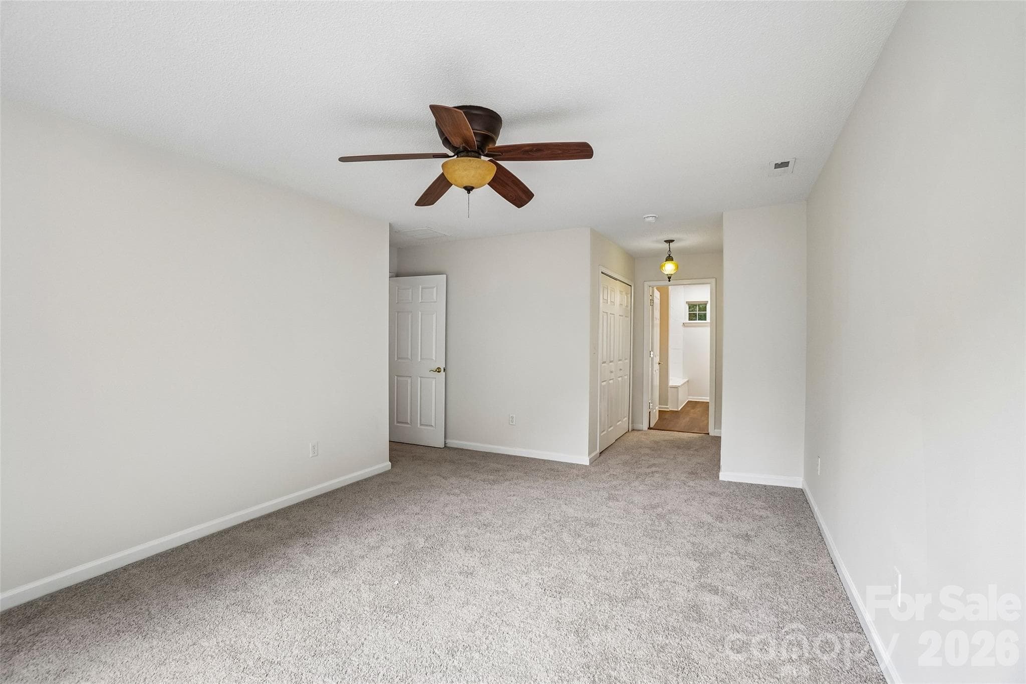 Single Family Residence at 124 Karla Circle, Hendersonville, photo 27 of 36