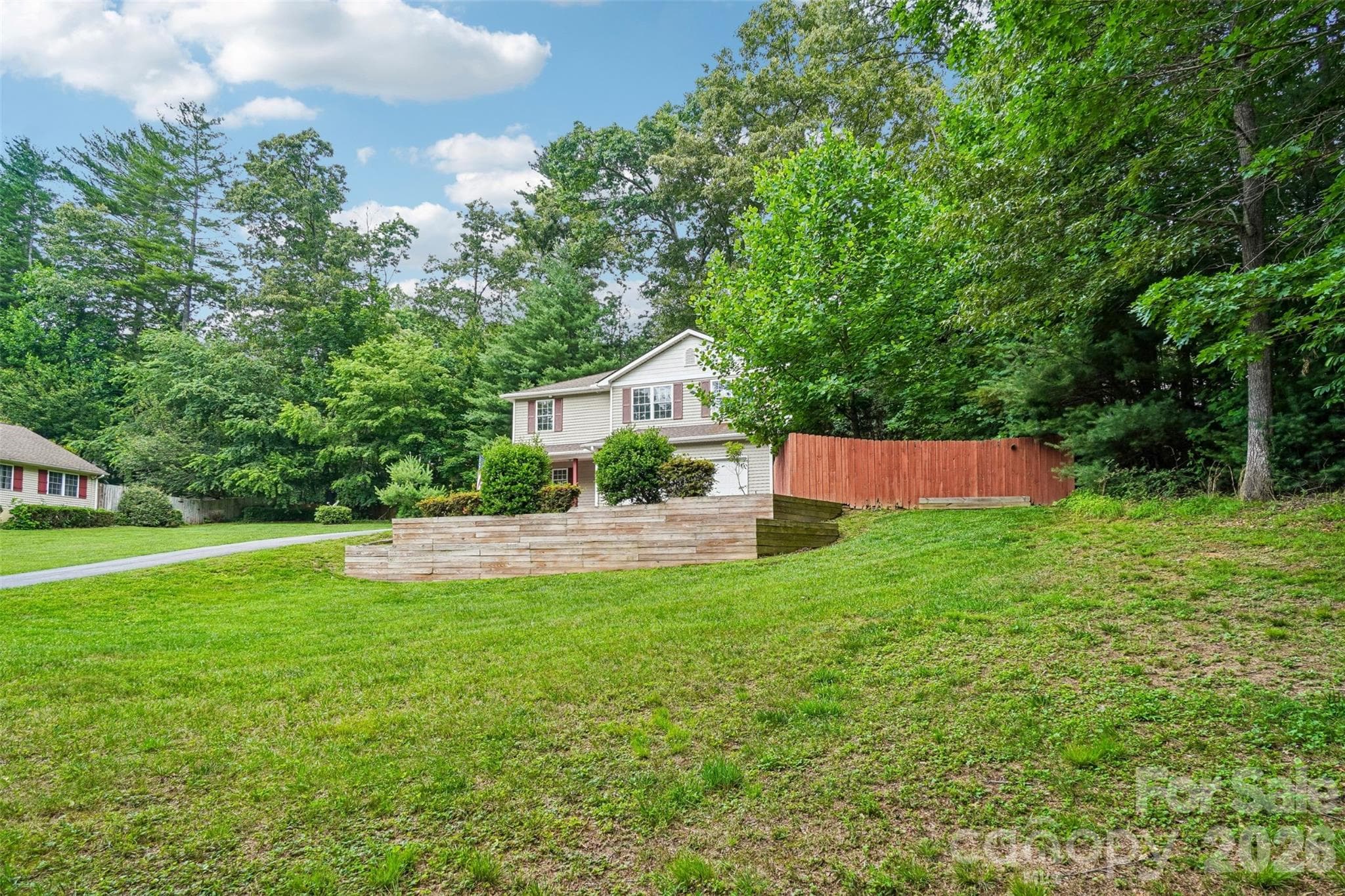 Single Family Residence at 124 Karla Circle, Hendersonville, photo 35 of 36