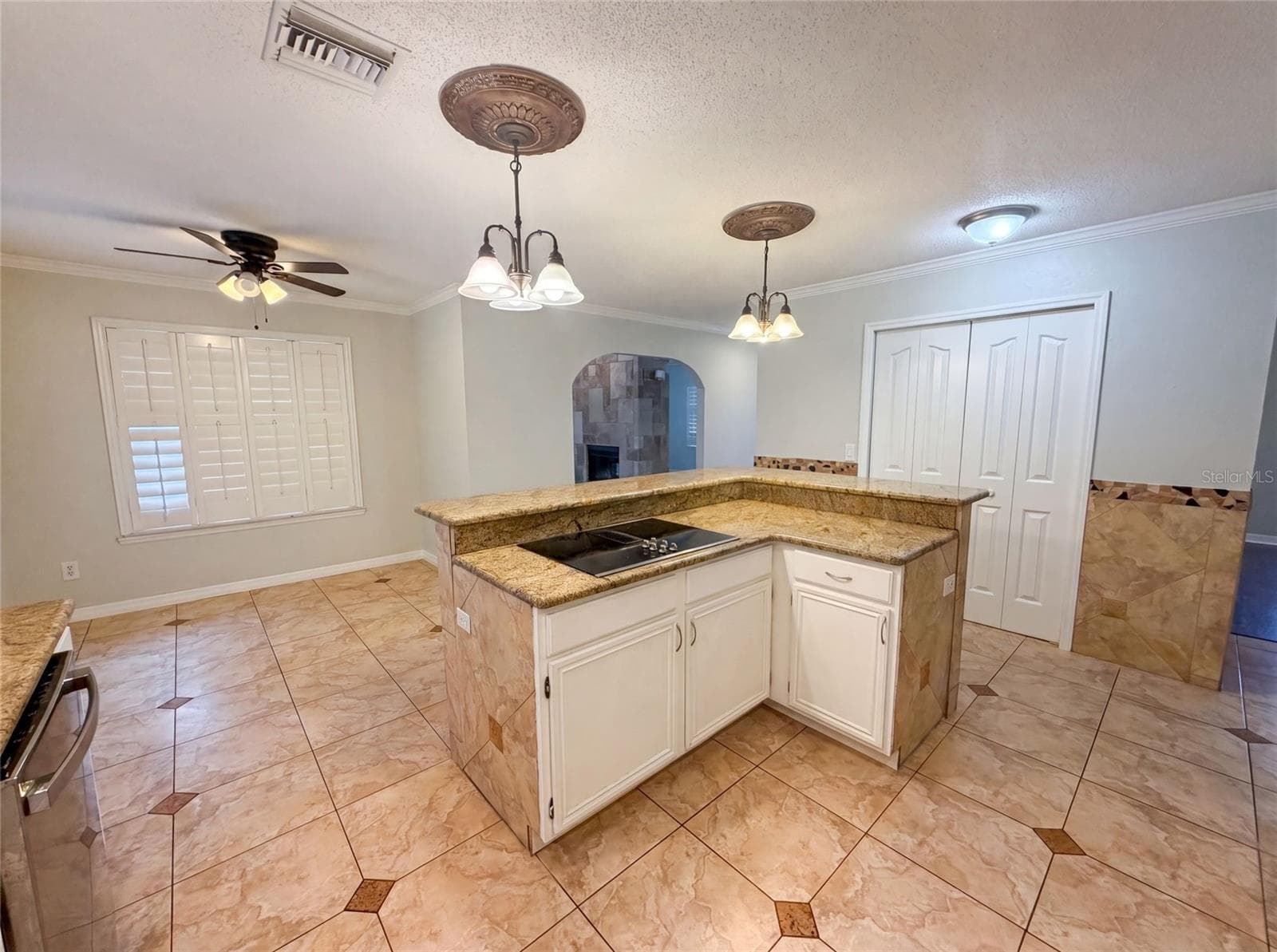Single Family Residence at 300 SPRUCEWOOD RD, LAKE MARY, photo 12 of 26