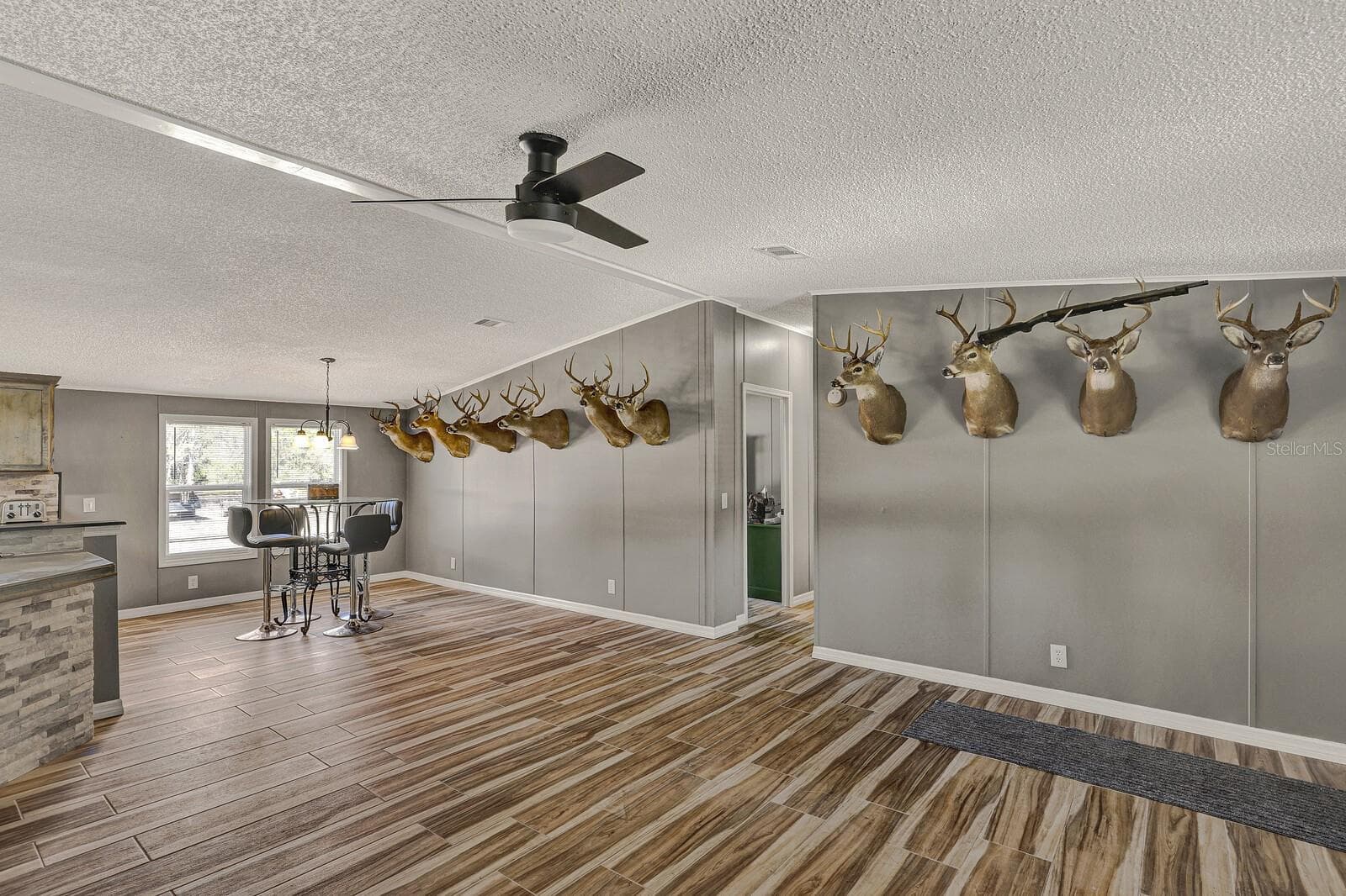 Manufactured Home at 141 WOODS RD, SAN MATEO, photo 21 of 66