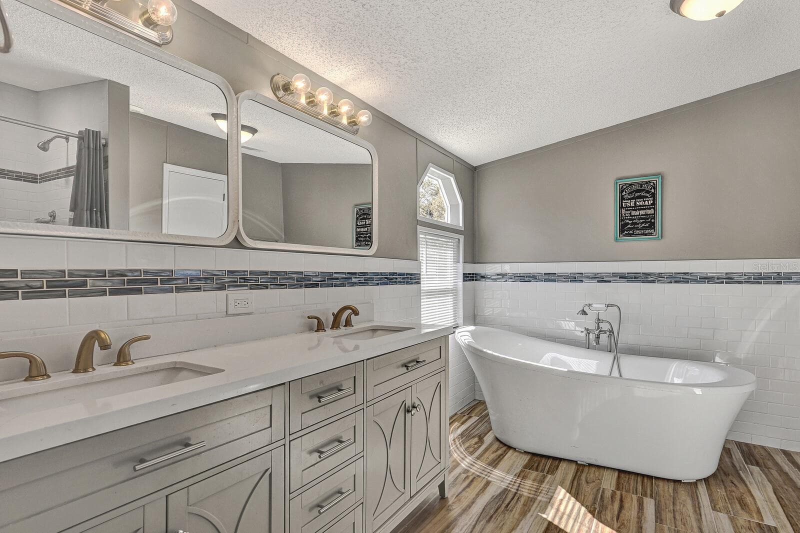 Manufactured Home at 141 WOODS RD, SAN MATEO, photo 32 of 66