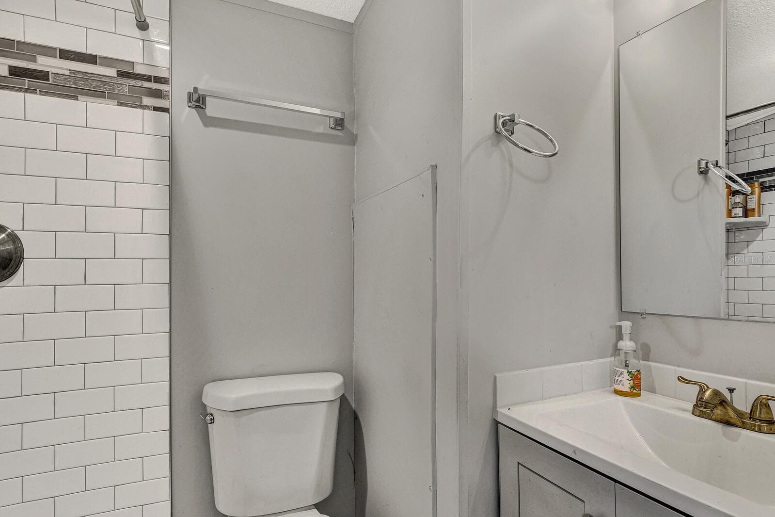 Manufactured Home at 141 WOODS RD, SAN MATEO, photo 34 of 66
