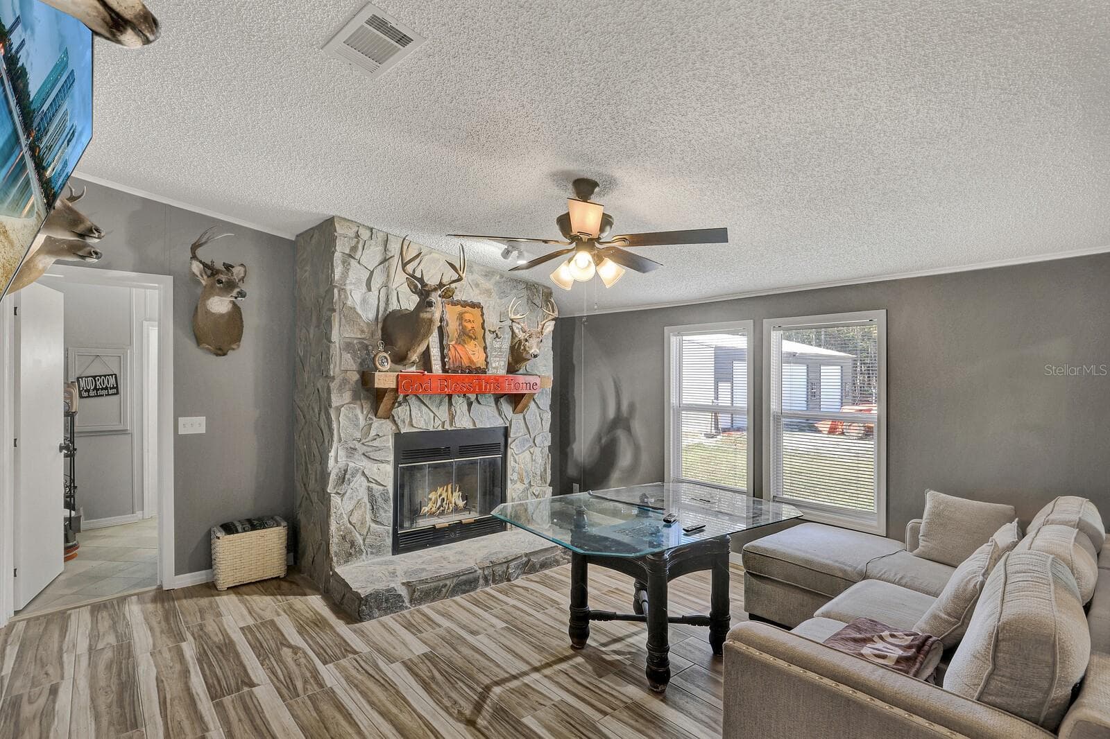 Manufactured Home at 141 WOODS RD, SAN MATEO, photo 36 of 66