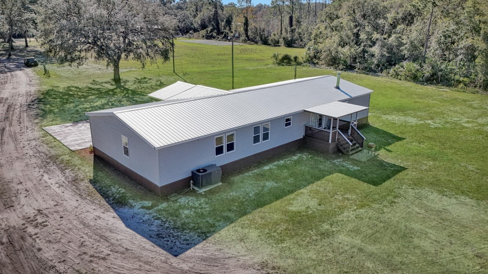 Manufactured Home at 141 WOODS RD, SAN MATEO, photo 46 of 66