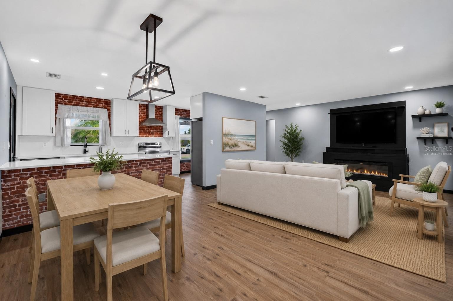 Virtually staged - 27072 HILLSHIRE LN, PUNTA GORDA