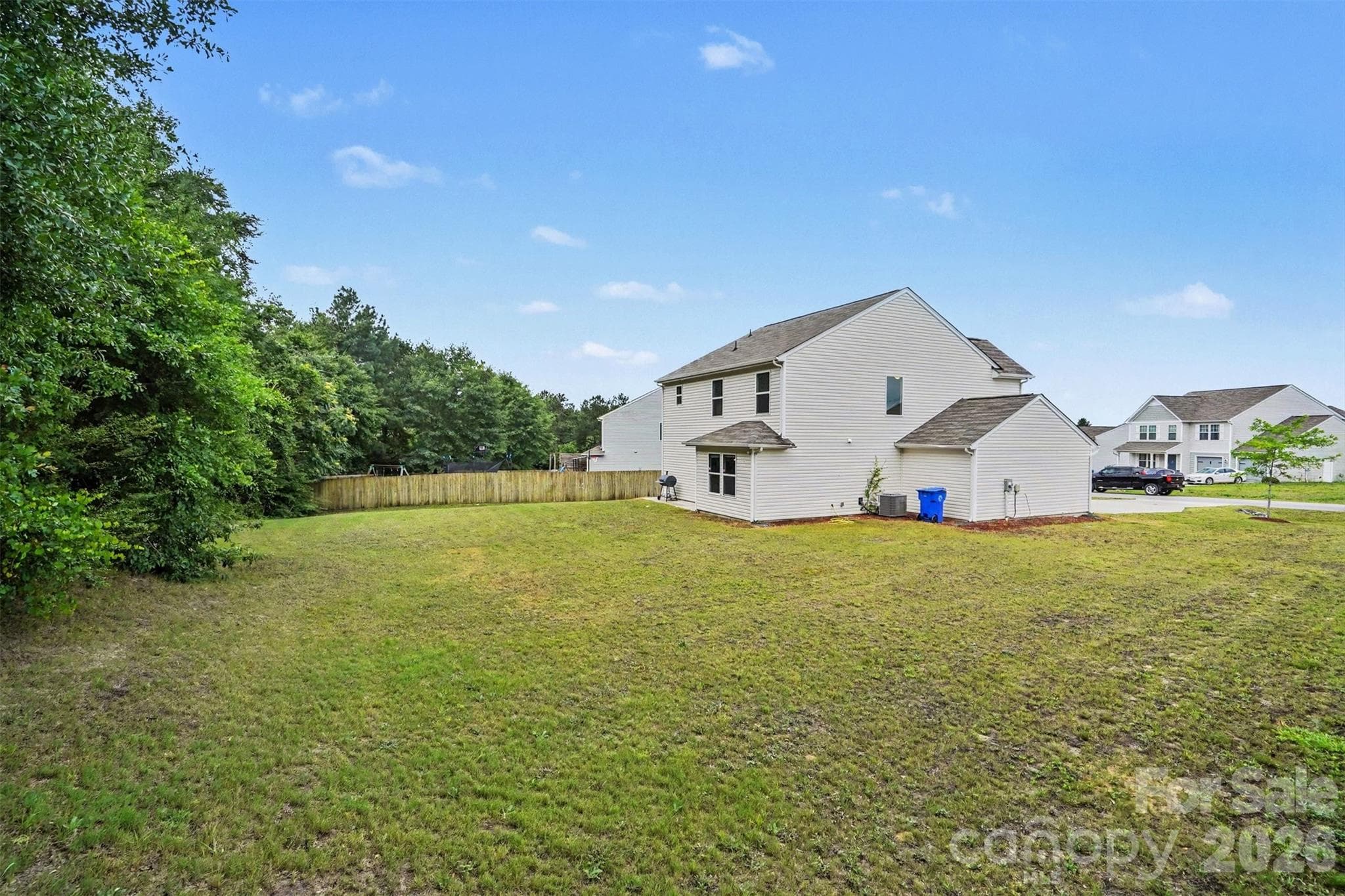 large backyard - 427 Amberly Circle, Pageland