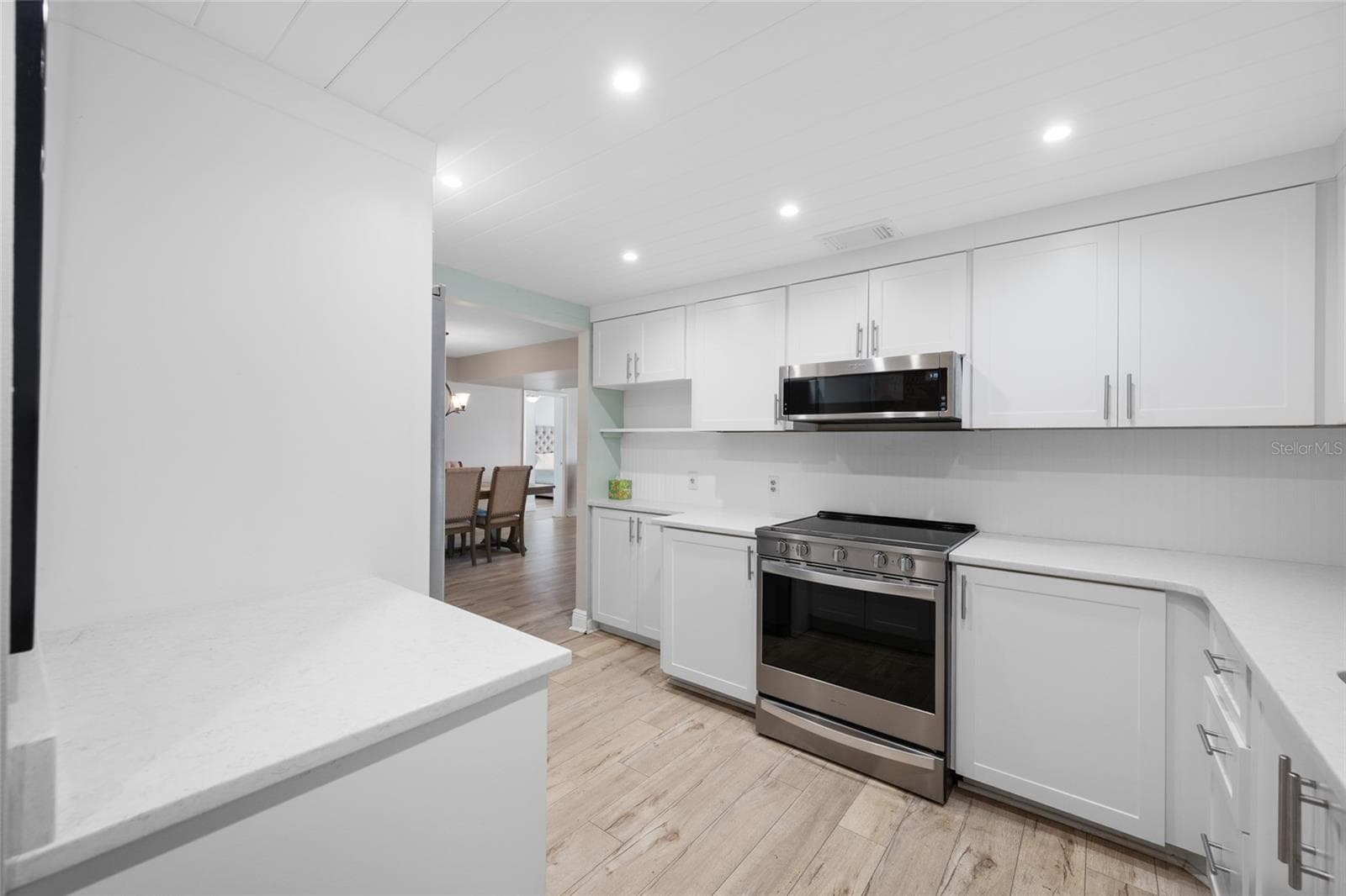Condominium at 1621 GULF BLVD #706, CLEARWATER BEACH, photo 14 of 97
