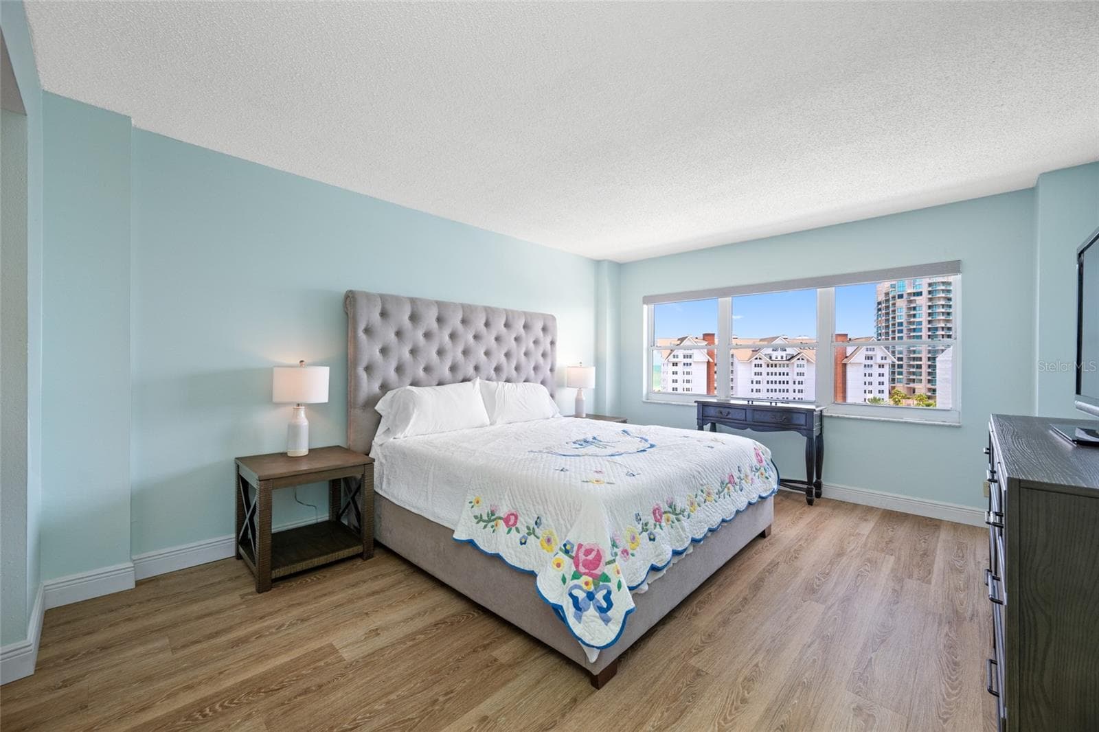 Condominium at 1621 GULF BLVD #706, CLEARWATER BEACH, photo 27 of 97
