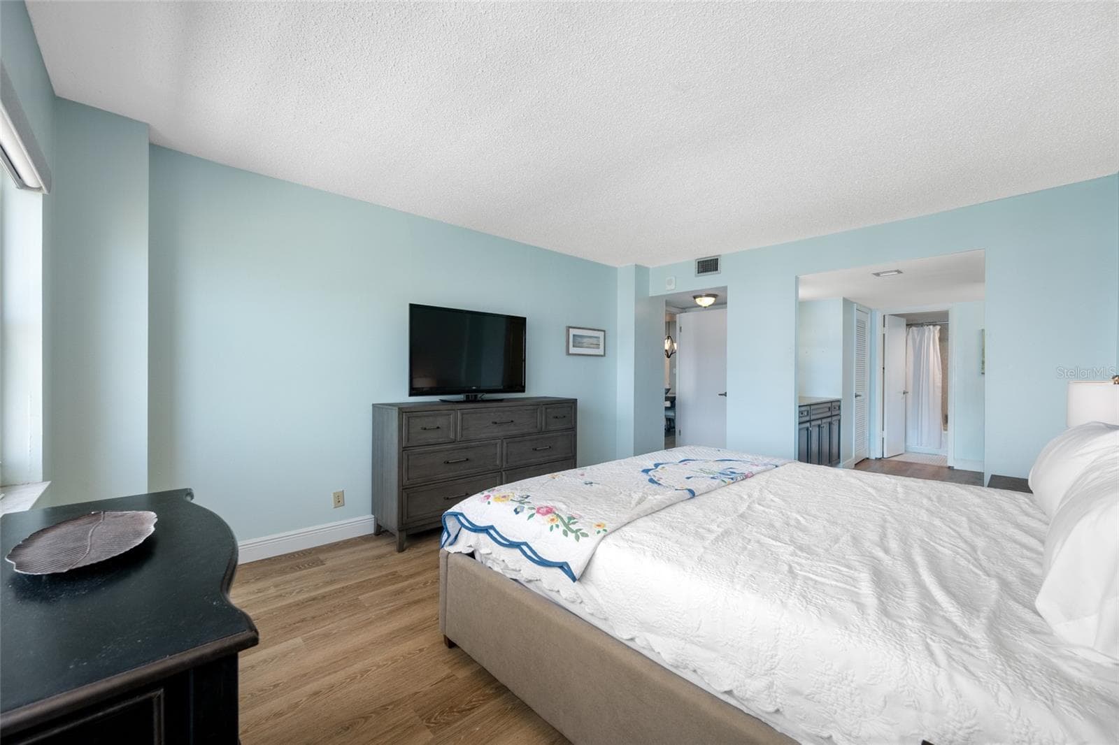Condominium at 1621 GULF BLVD #706, CLEARWATER BEACH, photo 29 of 97