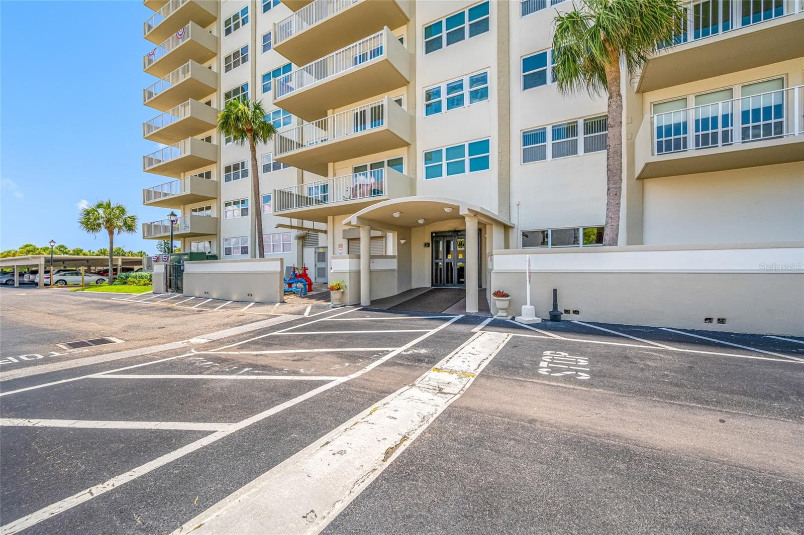 Condominium at 1621 GULF BLVD #706, CLEARWATER BEACH, photo 60 of 97