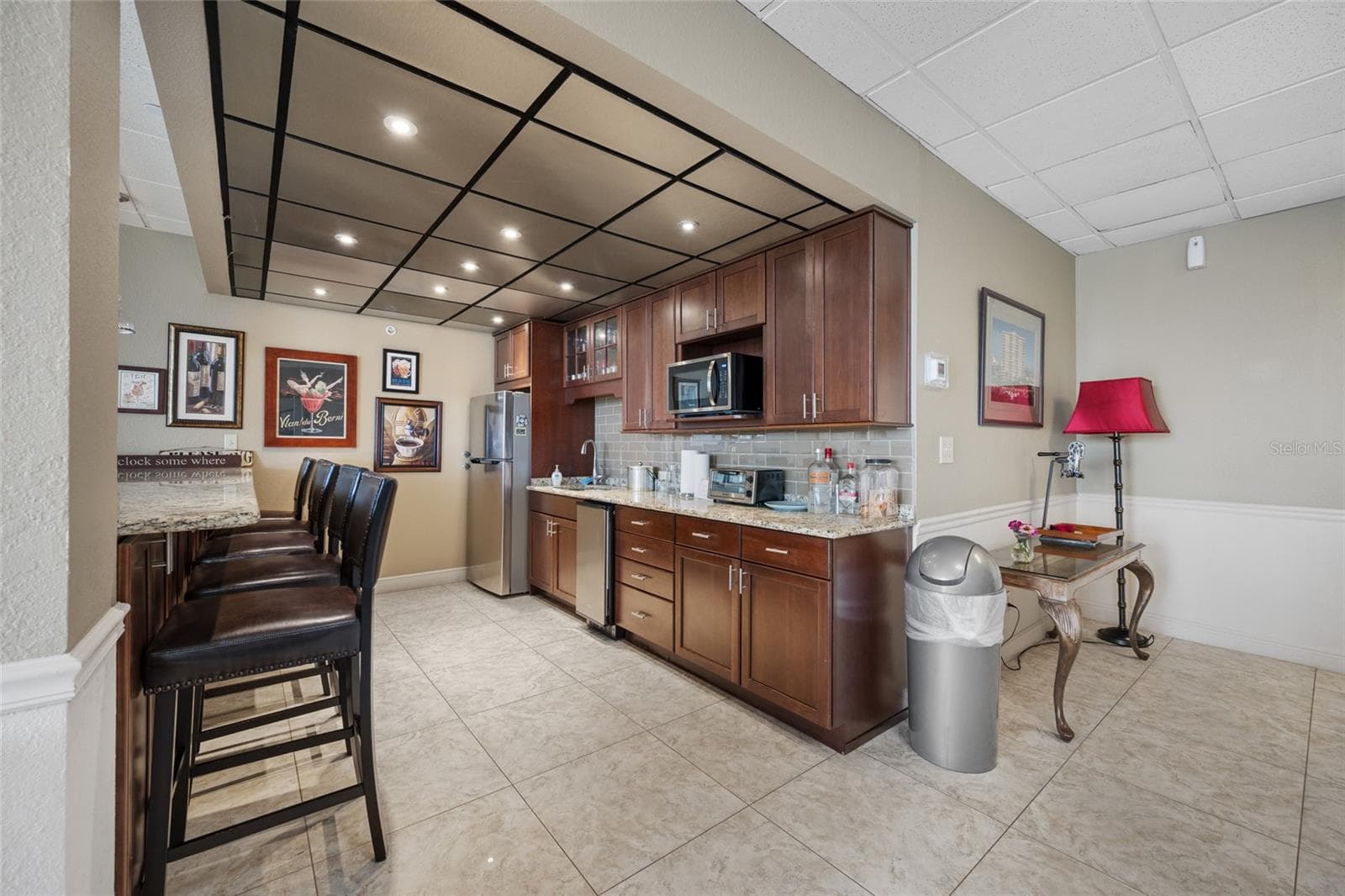 Club room - 1621 GULF BLVD #706, CLEARWATER BEACH
